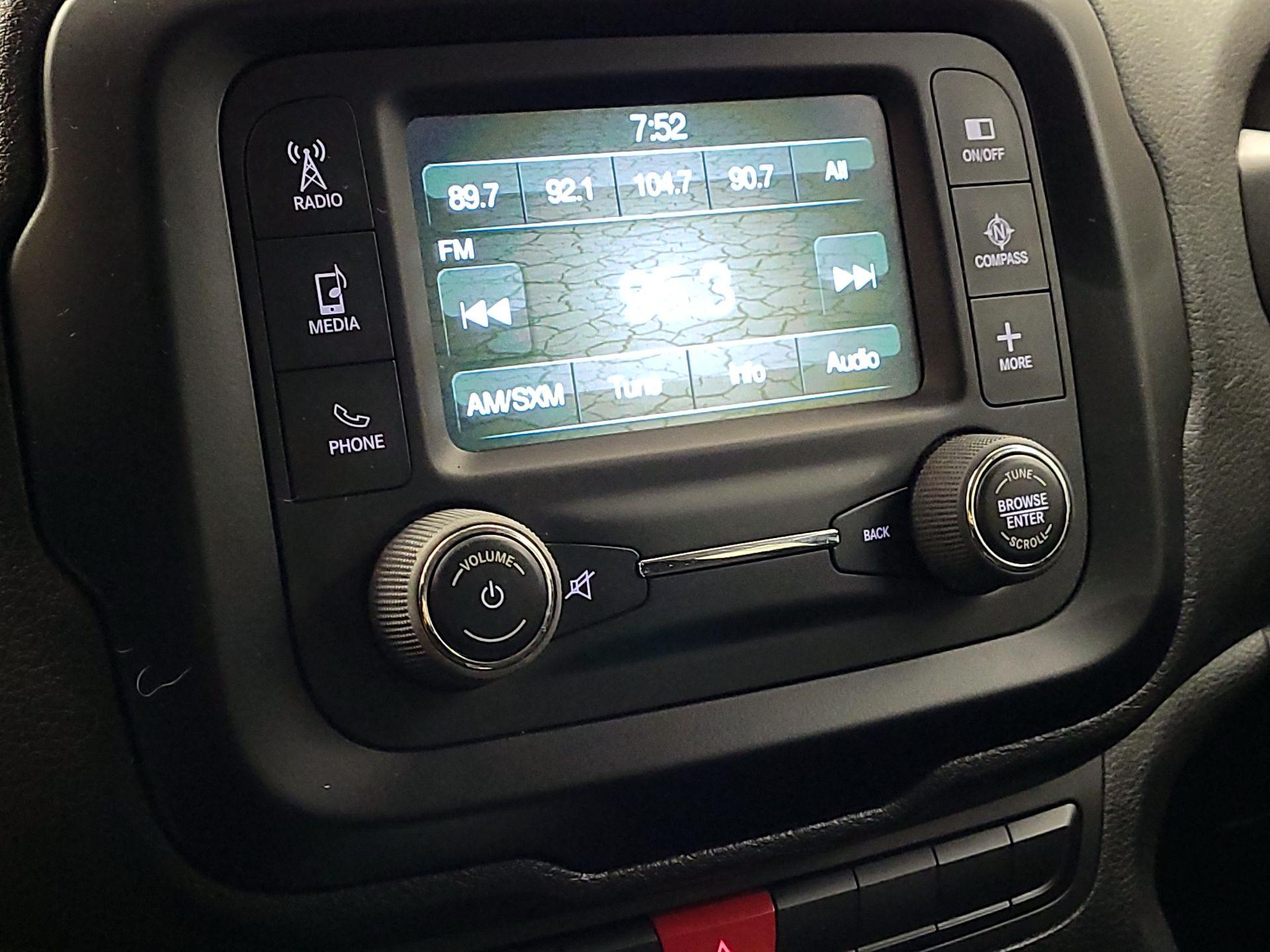 Thumbnail: 2015 Jeep Renegade - 15