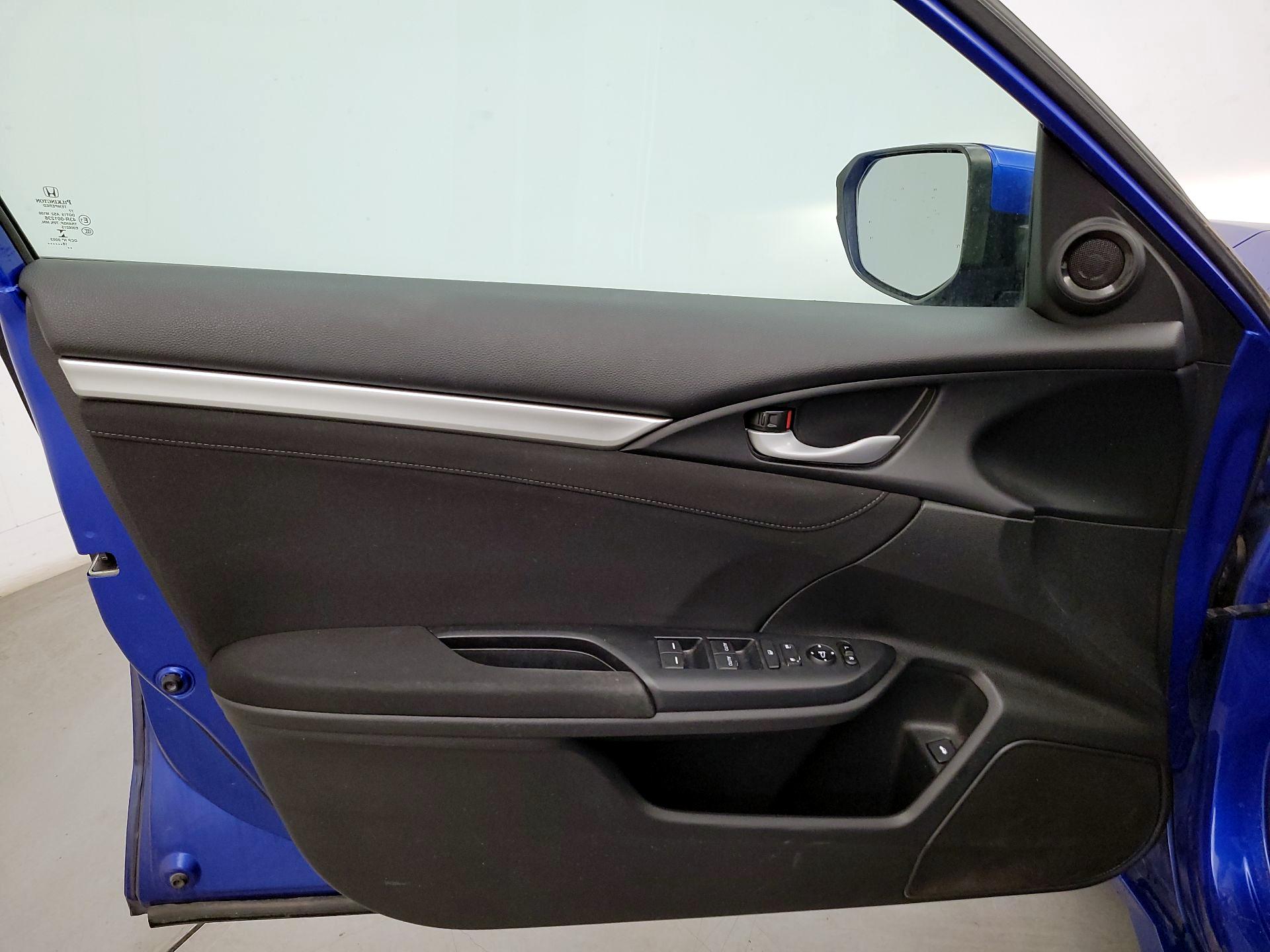 Thumbnail: 2018 Honda Civic - 12