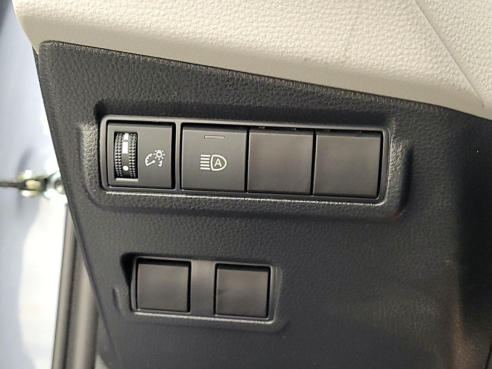 Thumbnail: 2022 Toyota Corolla Cross - 13