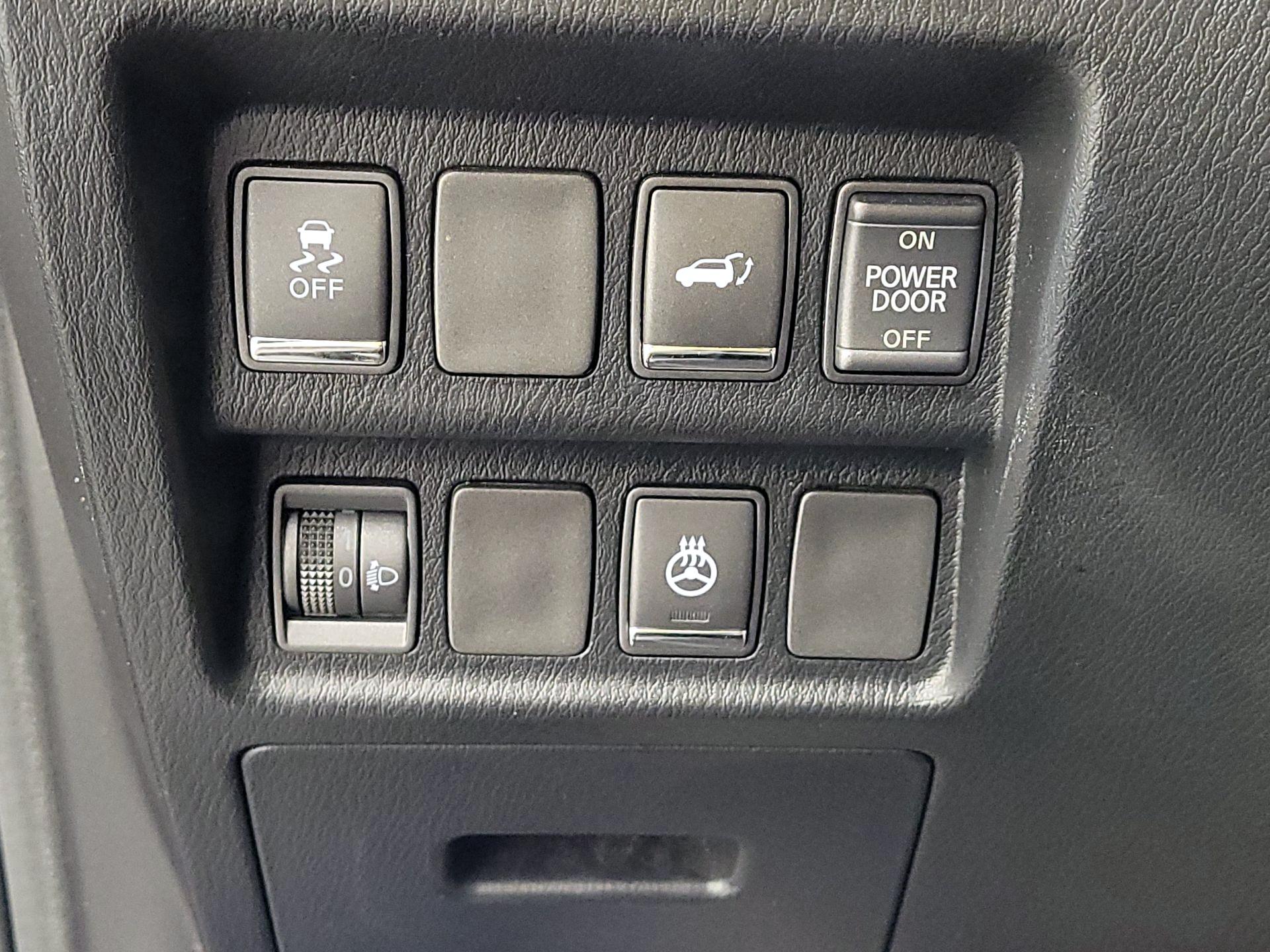 Thumbnail: 2014 INFINITI QX60 - 13