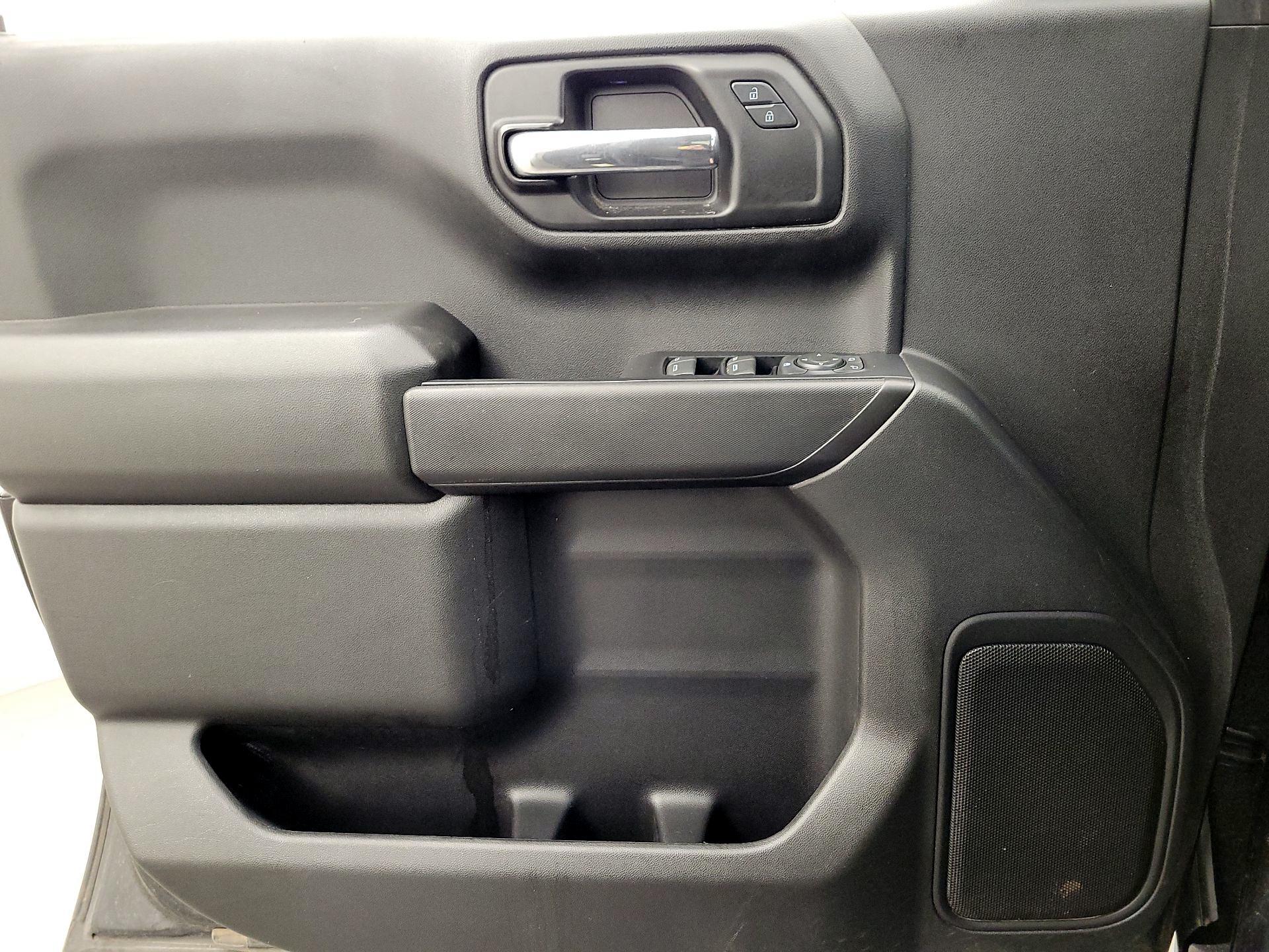 Thumbnail: 2019 Chevrolet Silverado 1500 - 12