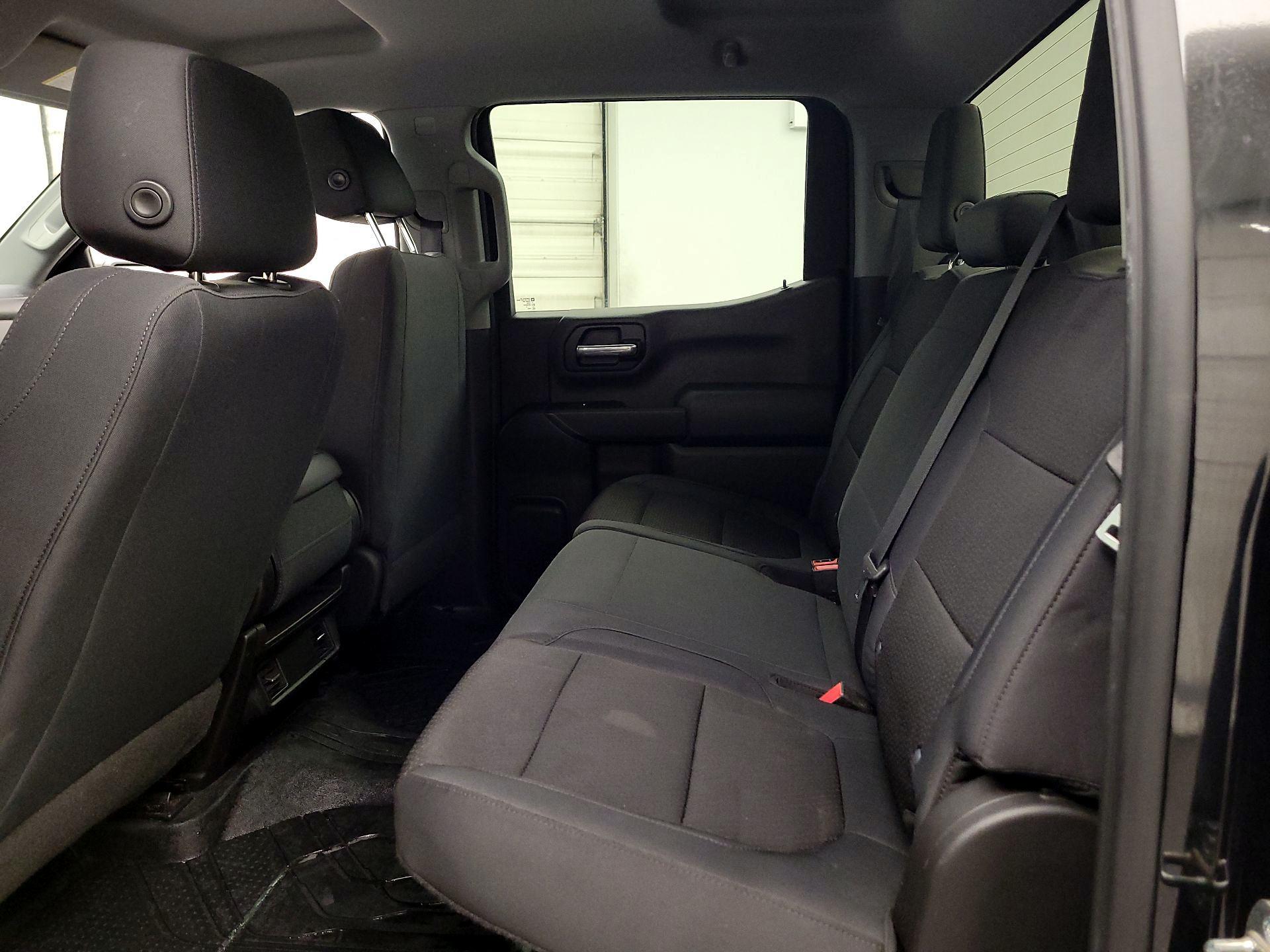 Thumbnail: 2019 Chevrolet Silverado 1500 - 19