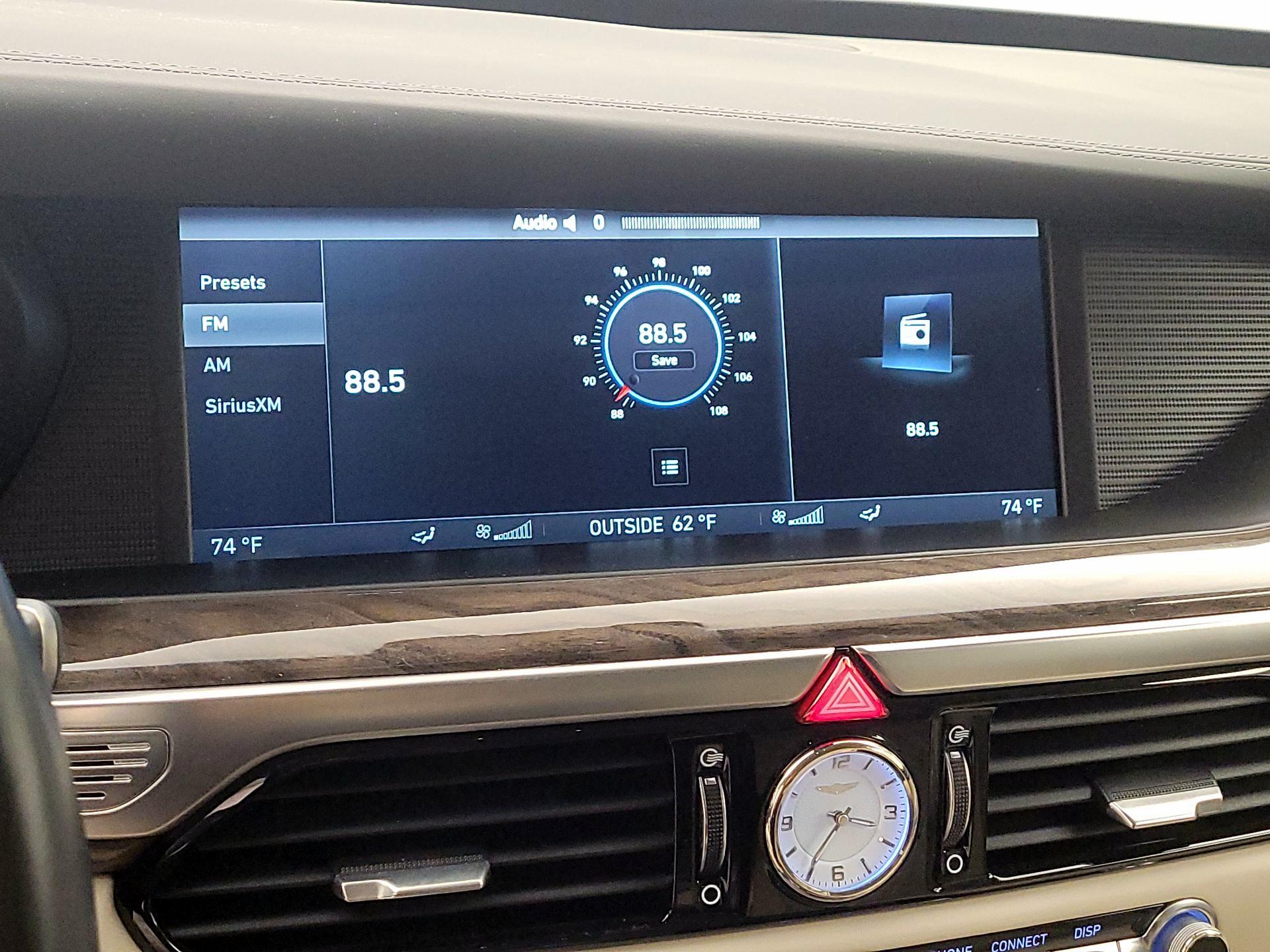 Thumbnail: 2019 Genesis G90 - 15