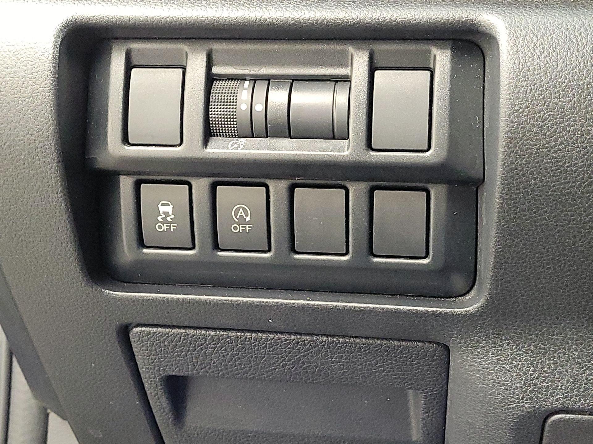 Thumbnail: 2020 Subaru Crosstrek - 13