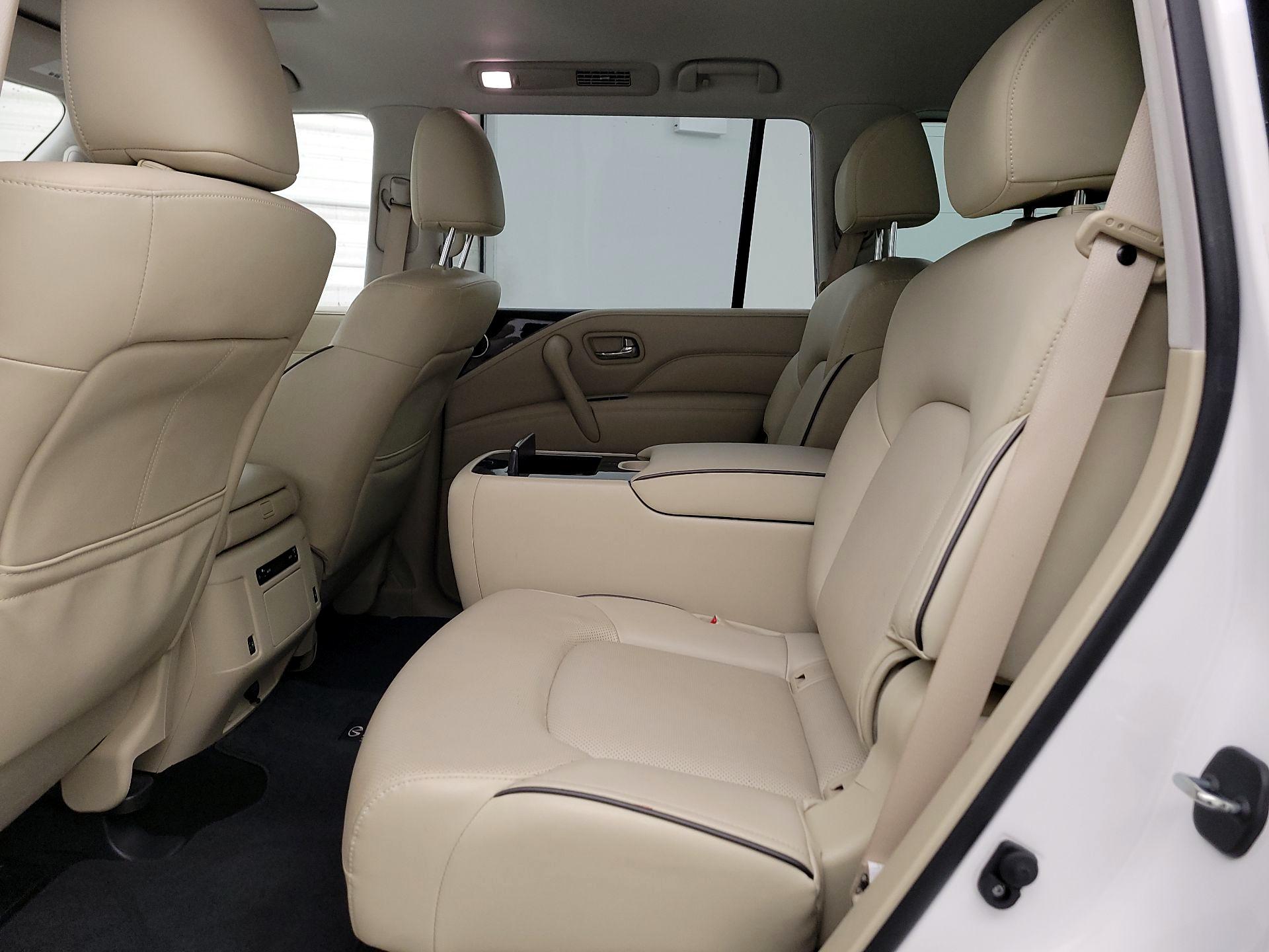 Thumbnail: 2022 INFINITI QX80 - 19