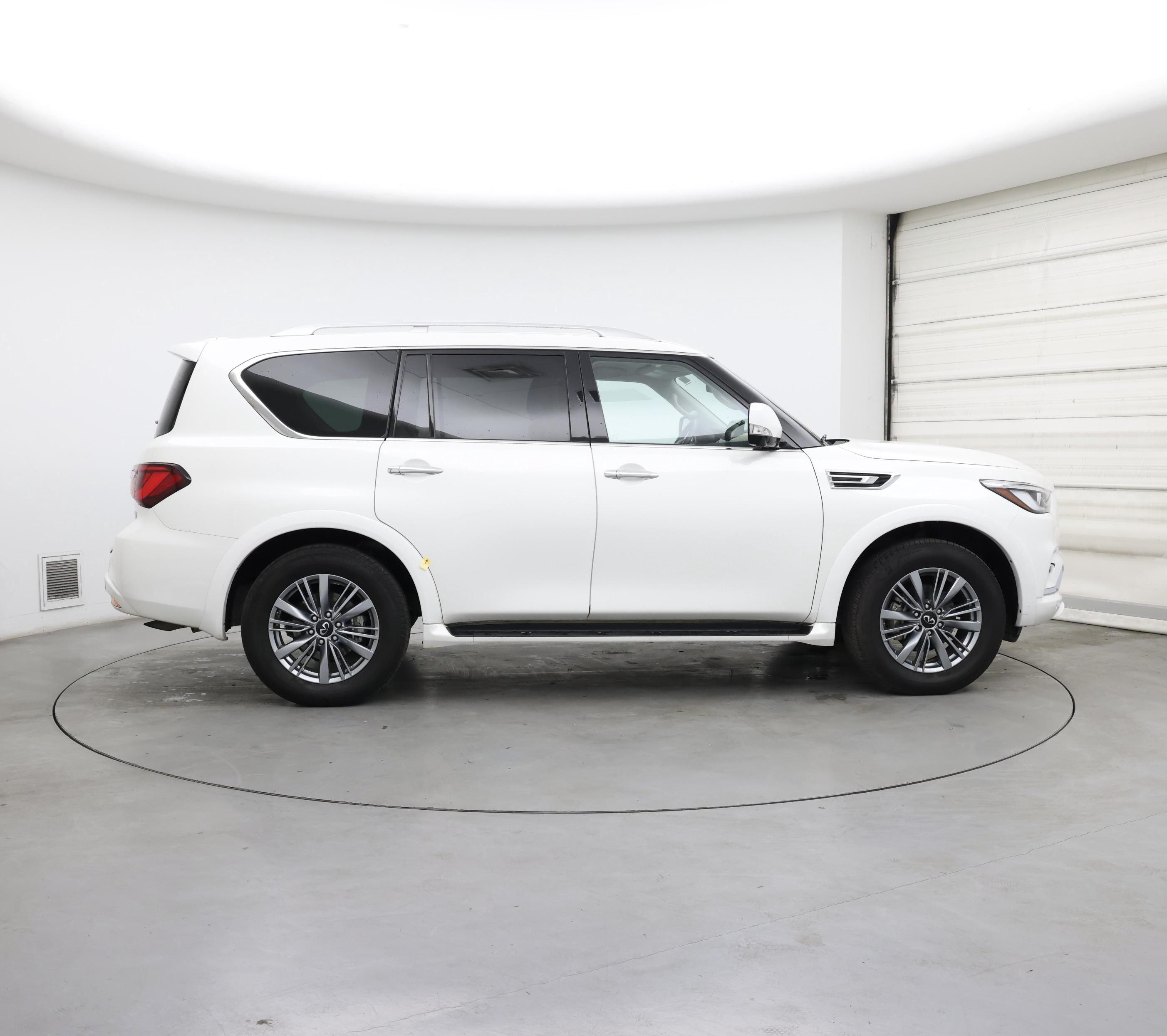 Thumbnail: 2022 INFINITI QX80 - 7