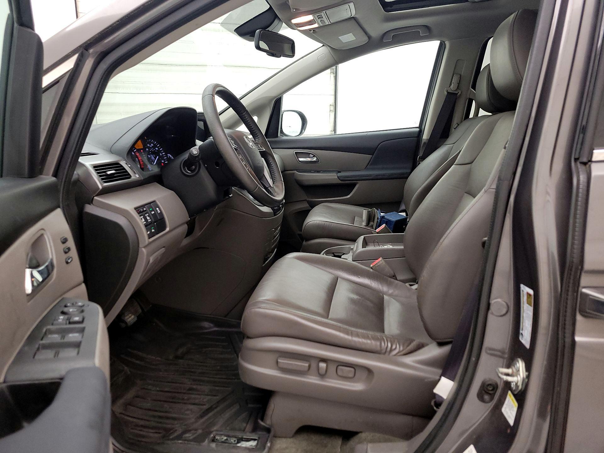 Thumbnail: 2016 Honda Odyssey - 11