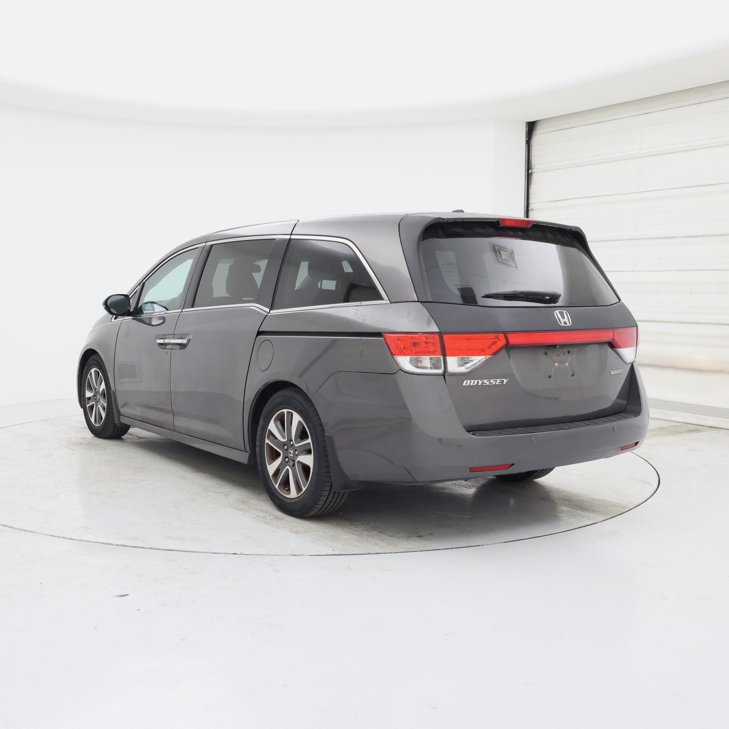 Thumbnail: 2016 Honda Odyssey - 2