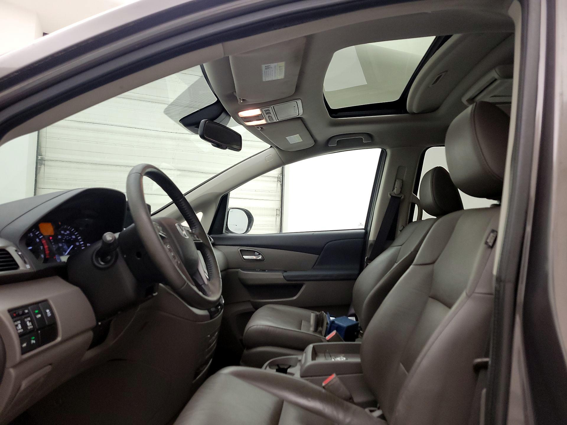 Thumbnail: 2016 Honda Odyssey - 19