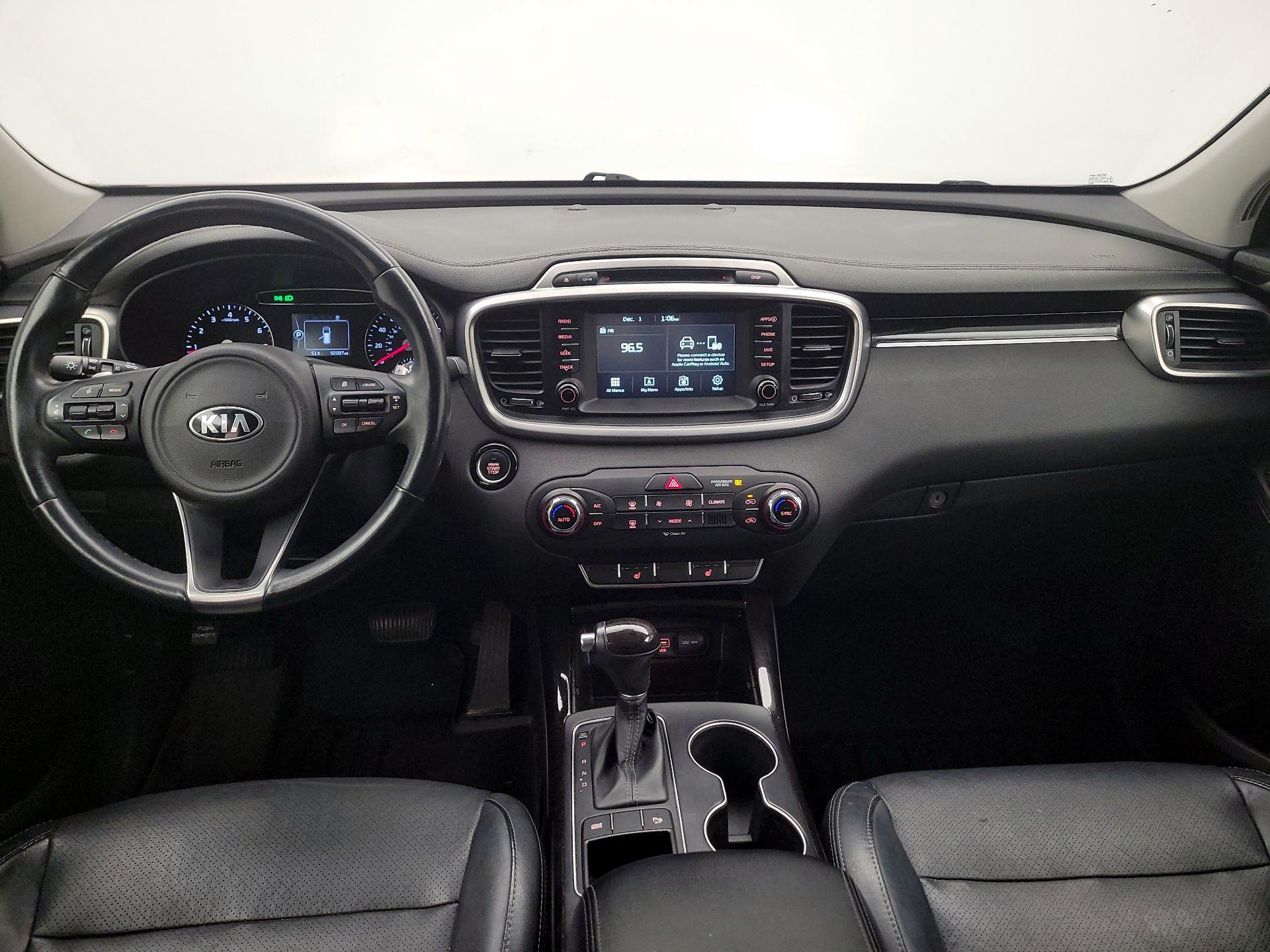 Thumbnail: 2017 Kia Sorento - 9