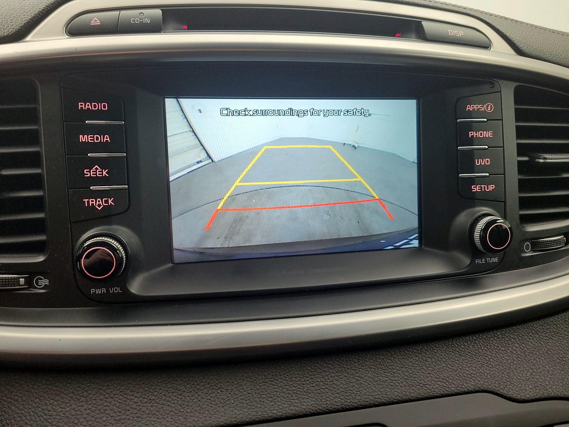 Thumbnail: 2017 Kia Sorento - 14