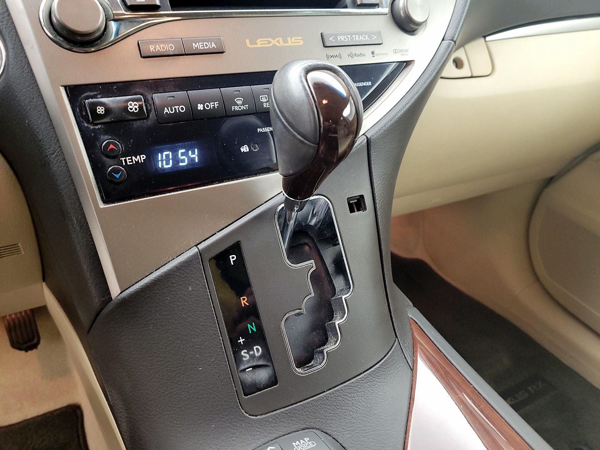 Thumbnail: 2014 Lexus RX - 17