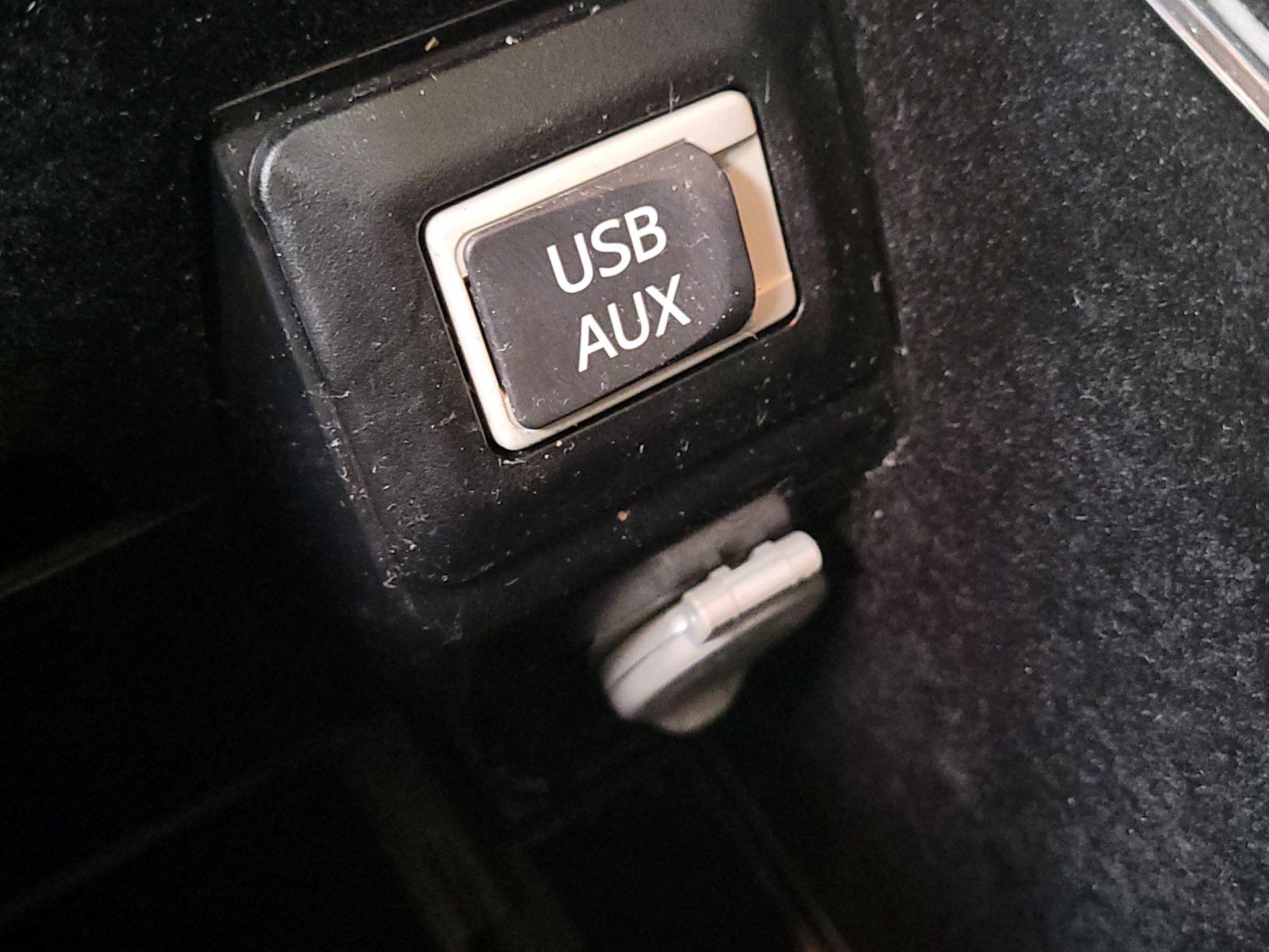 Thumbnail: 2014 Lexus RX - 18