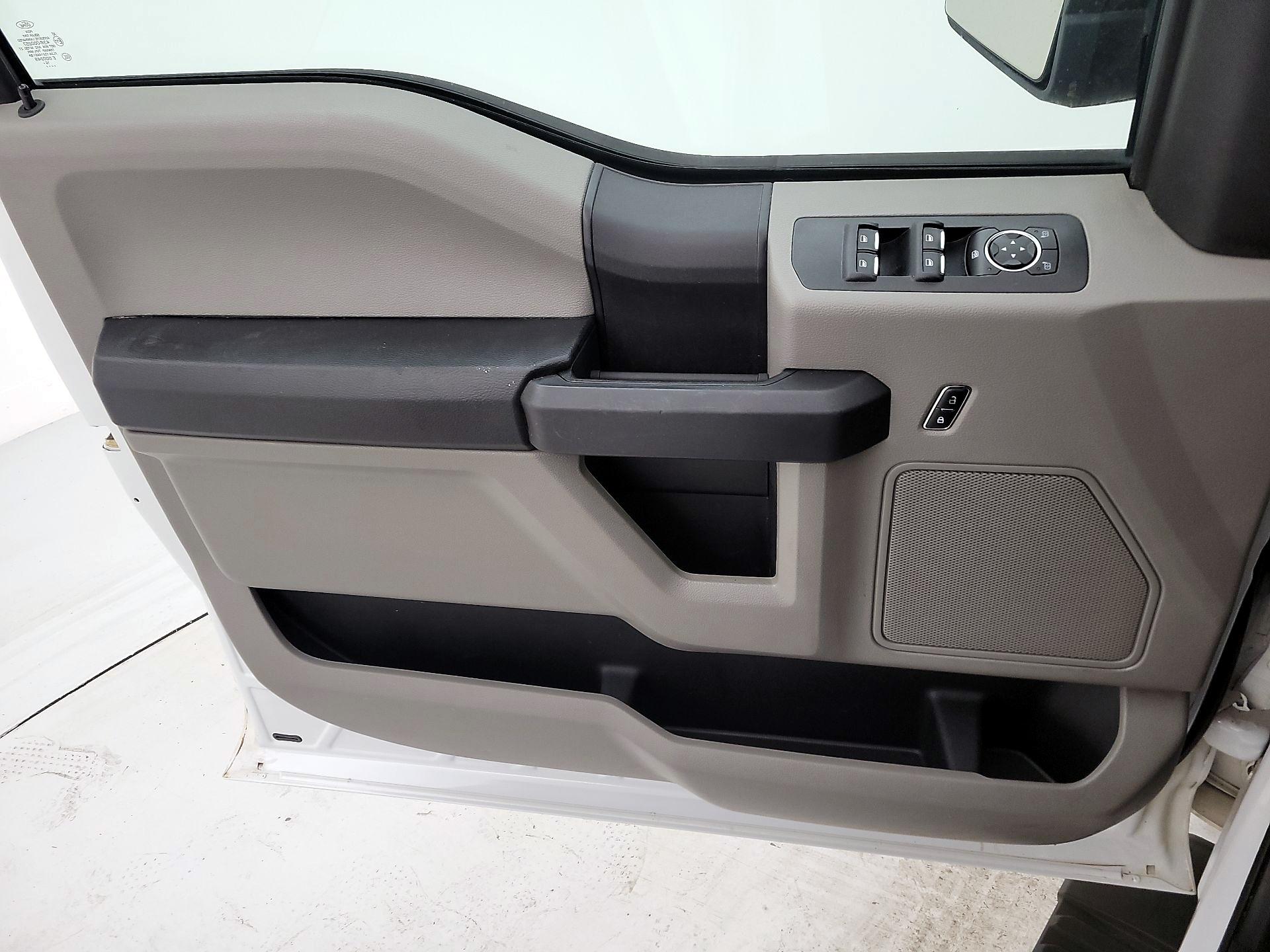 Thumbnail: 2017 Ford F-150 - 12