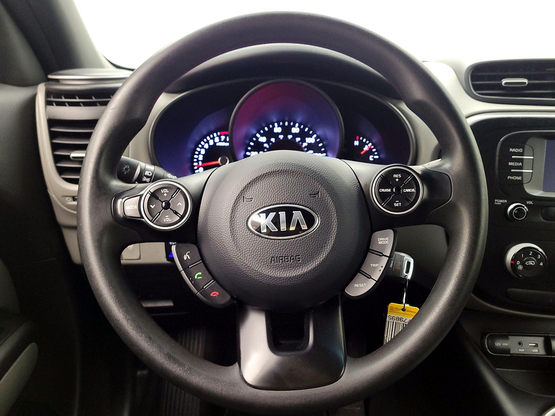 Thumbnail: 2019 Kia Soul - 10