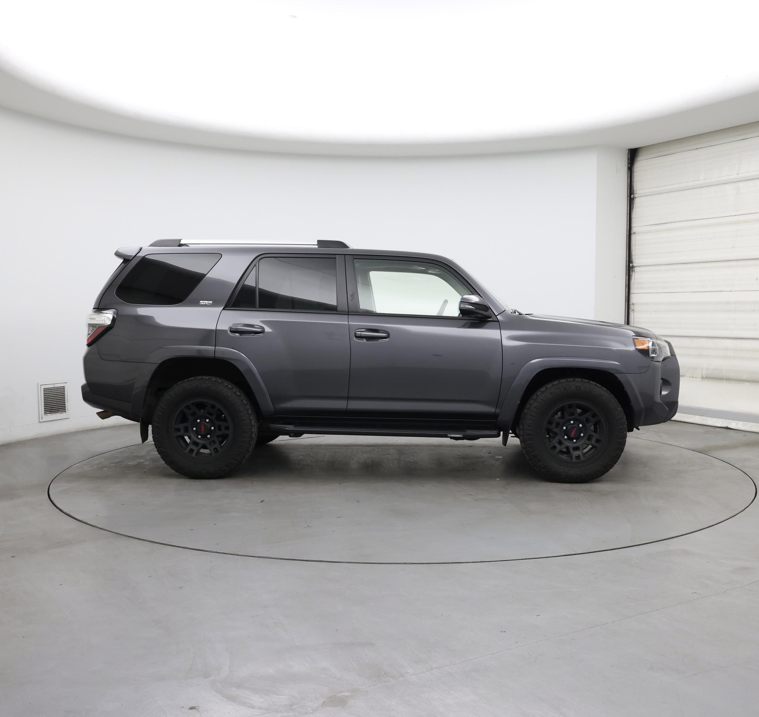 Thumbnail: 2022 Toyota 4Runner - 7