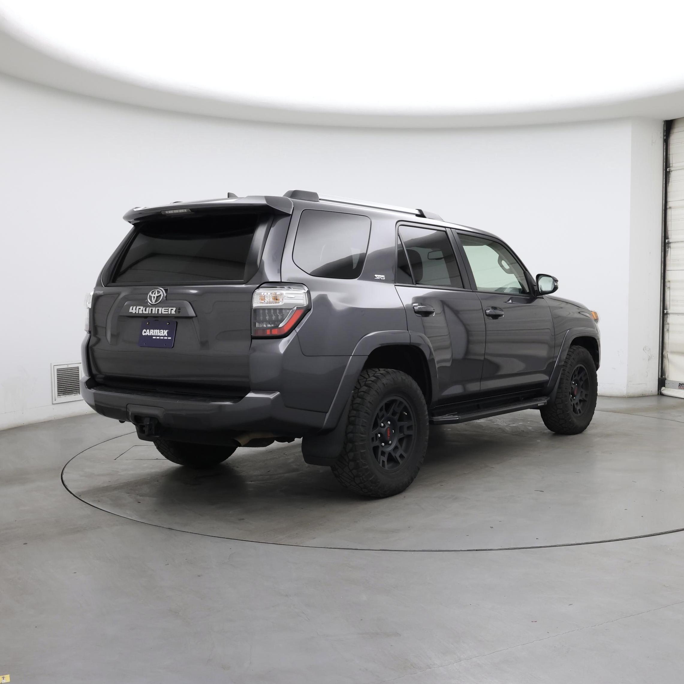 Thumbnail: 2022 Toyota 4Runner - 8