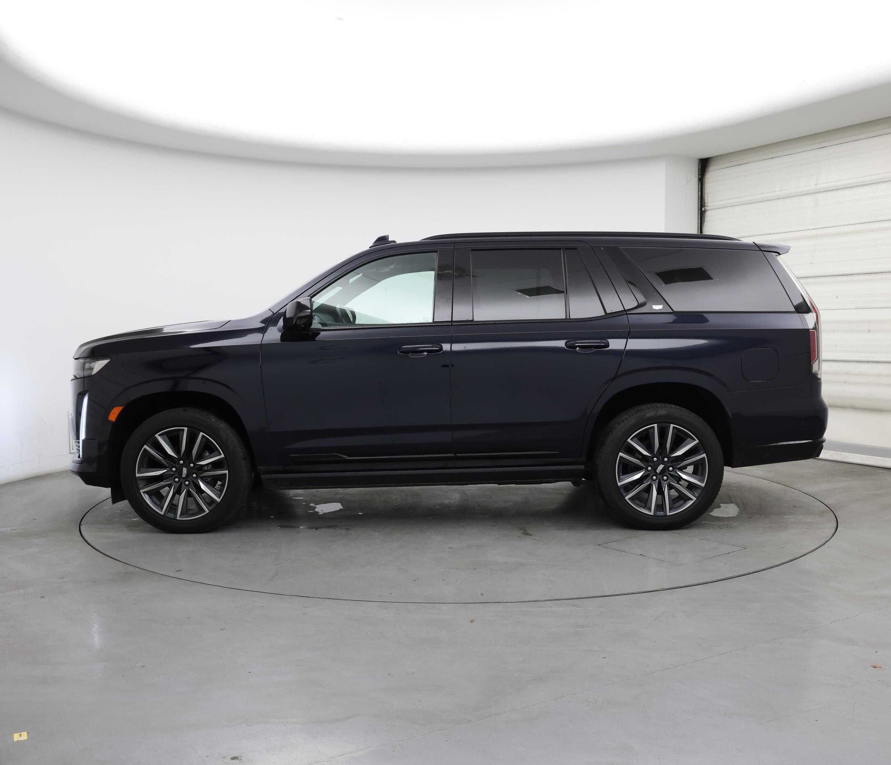 Thumbnail: 2021 Cadillac Escalade - 3