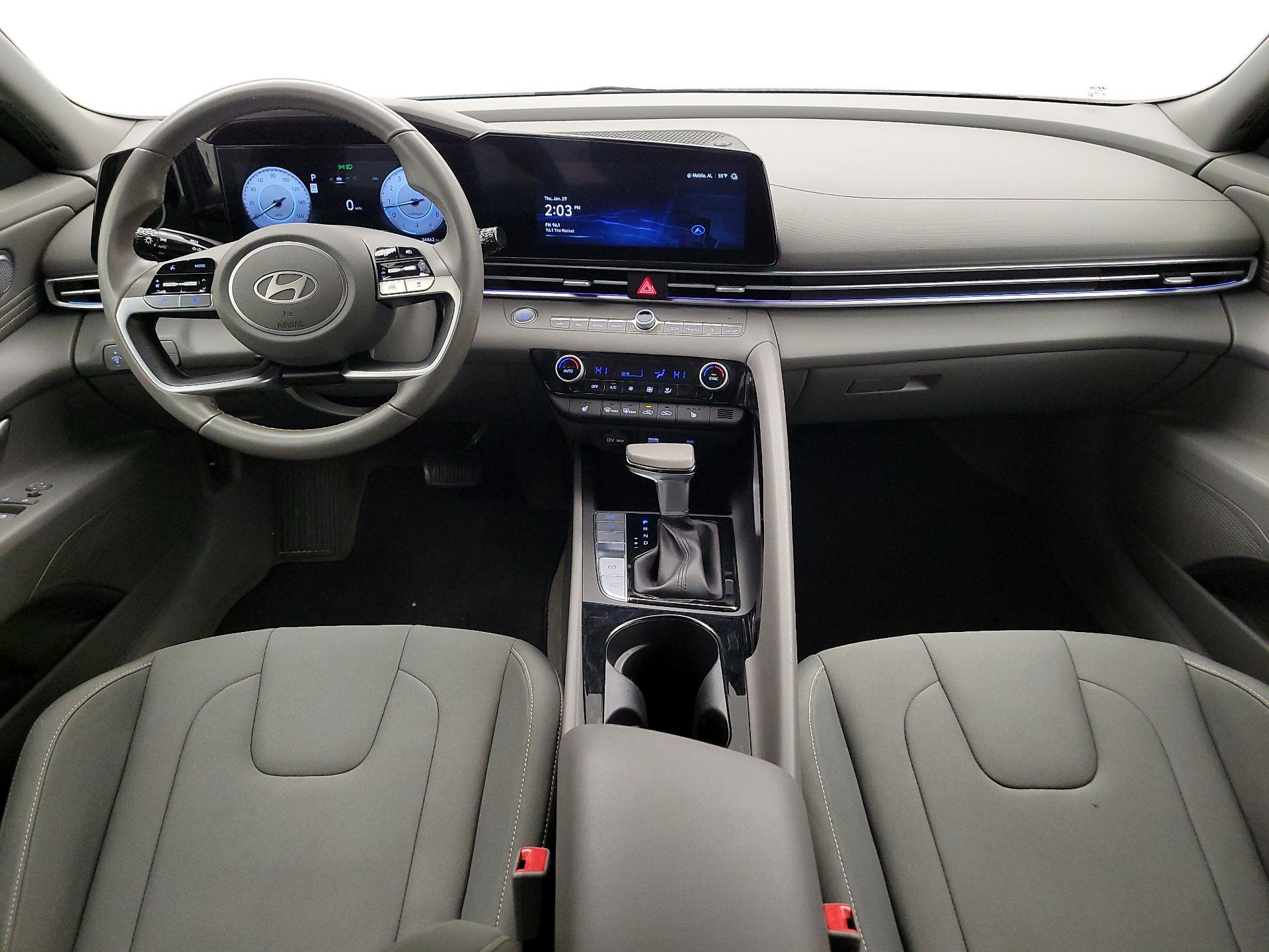 Thumbnail: 2024 Hyundai Elantra - 9