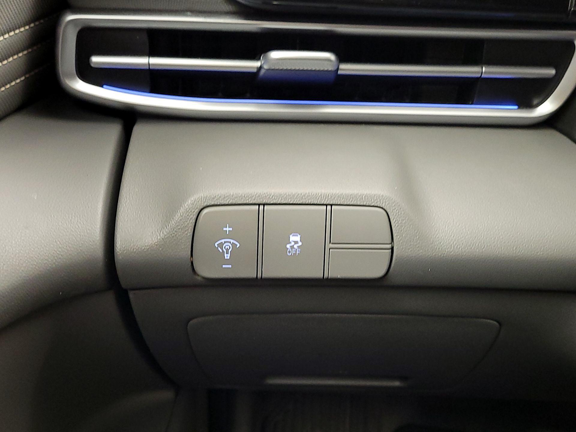 Thumbnail: 2024 Hyundai Elantra - 13