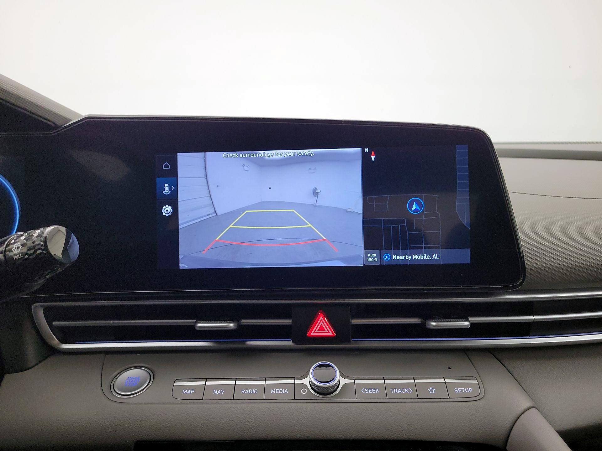 Thumbnail: 2024 Hyundai Elantra - 14