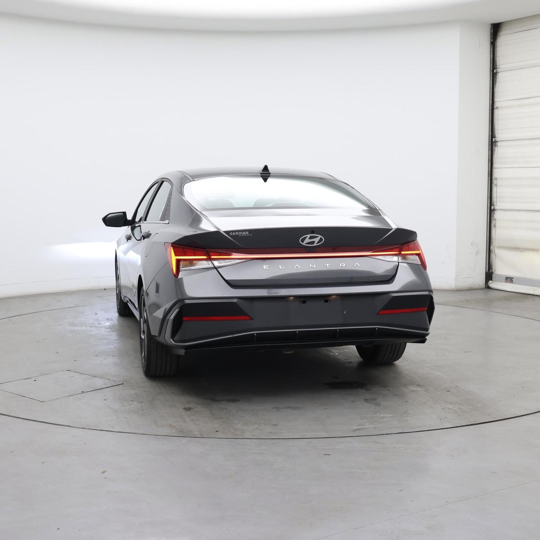 Thumbnail: 2024 Hyundai Elantra - 6