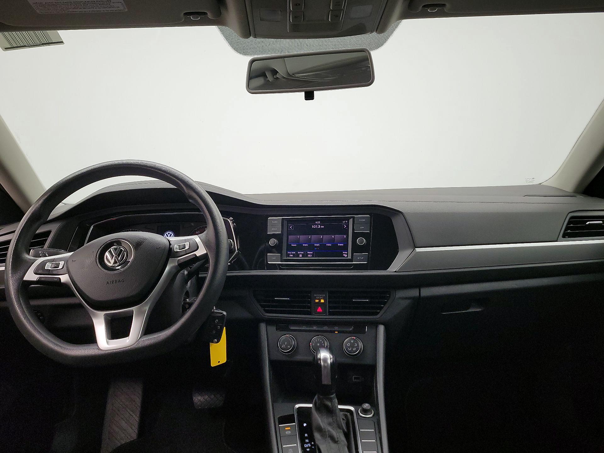 Thumbnail: 2019 Volkswagen Jetta - 9