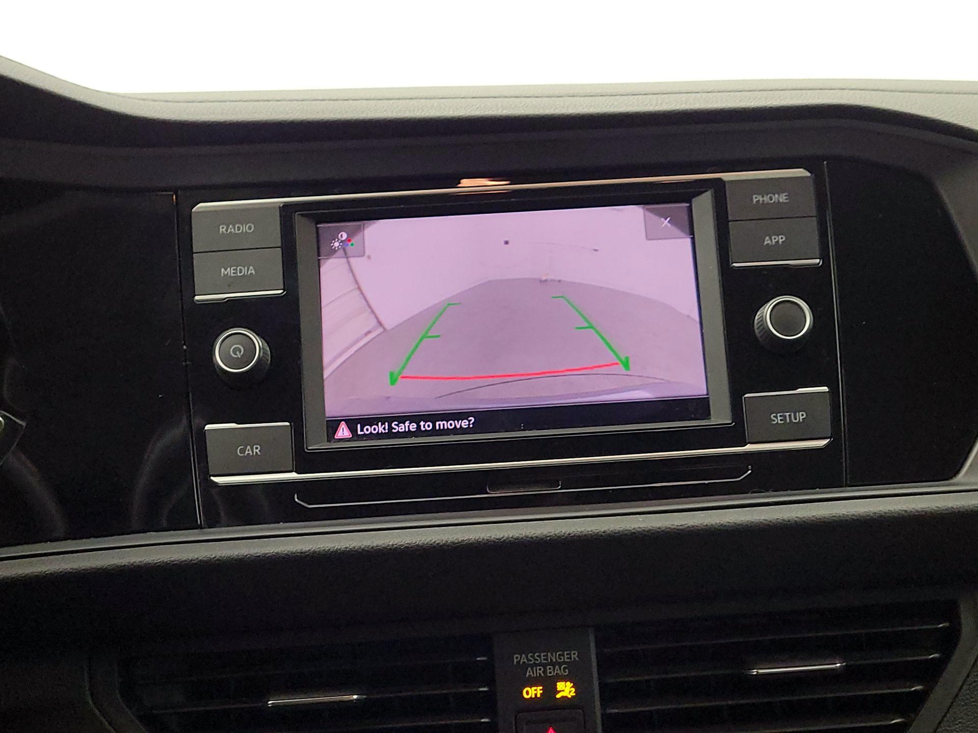 Thumbnail: 2019 Volkswagen Jetta - 14