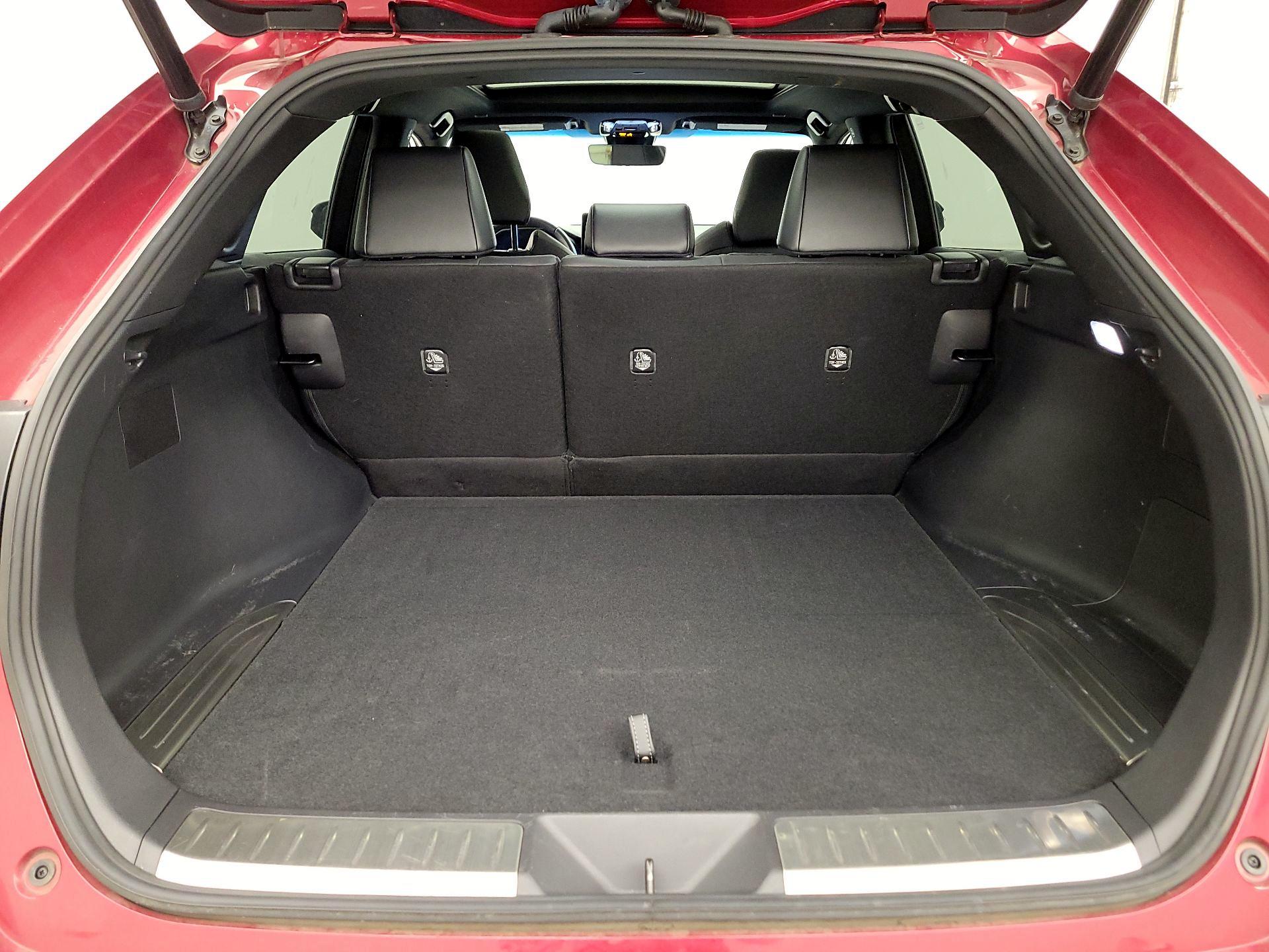 Thumbnail: 2023 Toyota Venza - 20