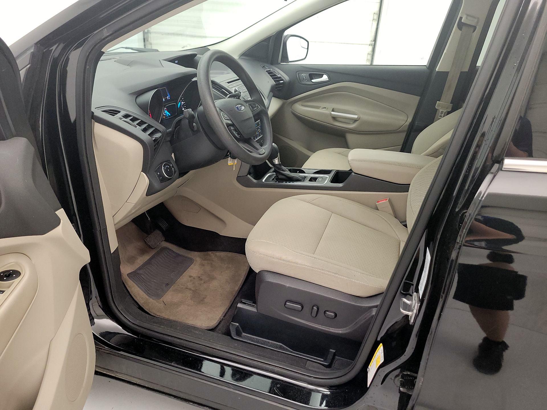 Thumbnail: 2017 Ford Escape - 11