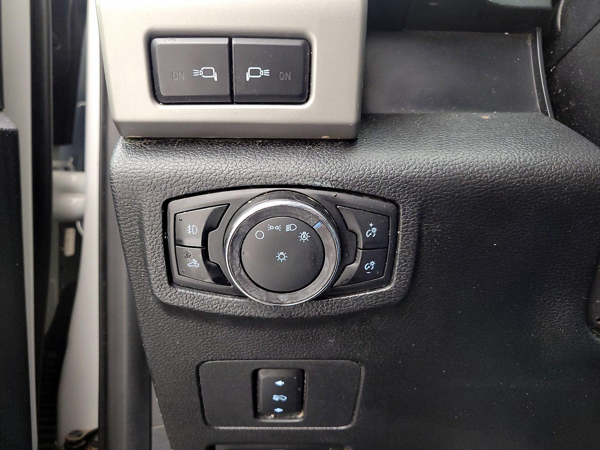 Thumbnail: 2020 Ford F-250 - 13