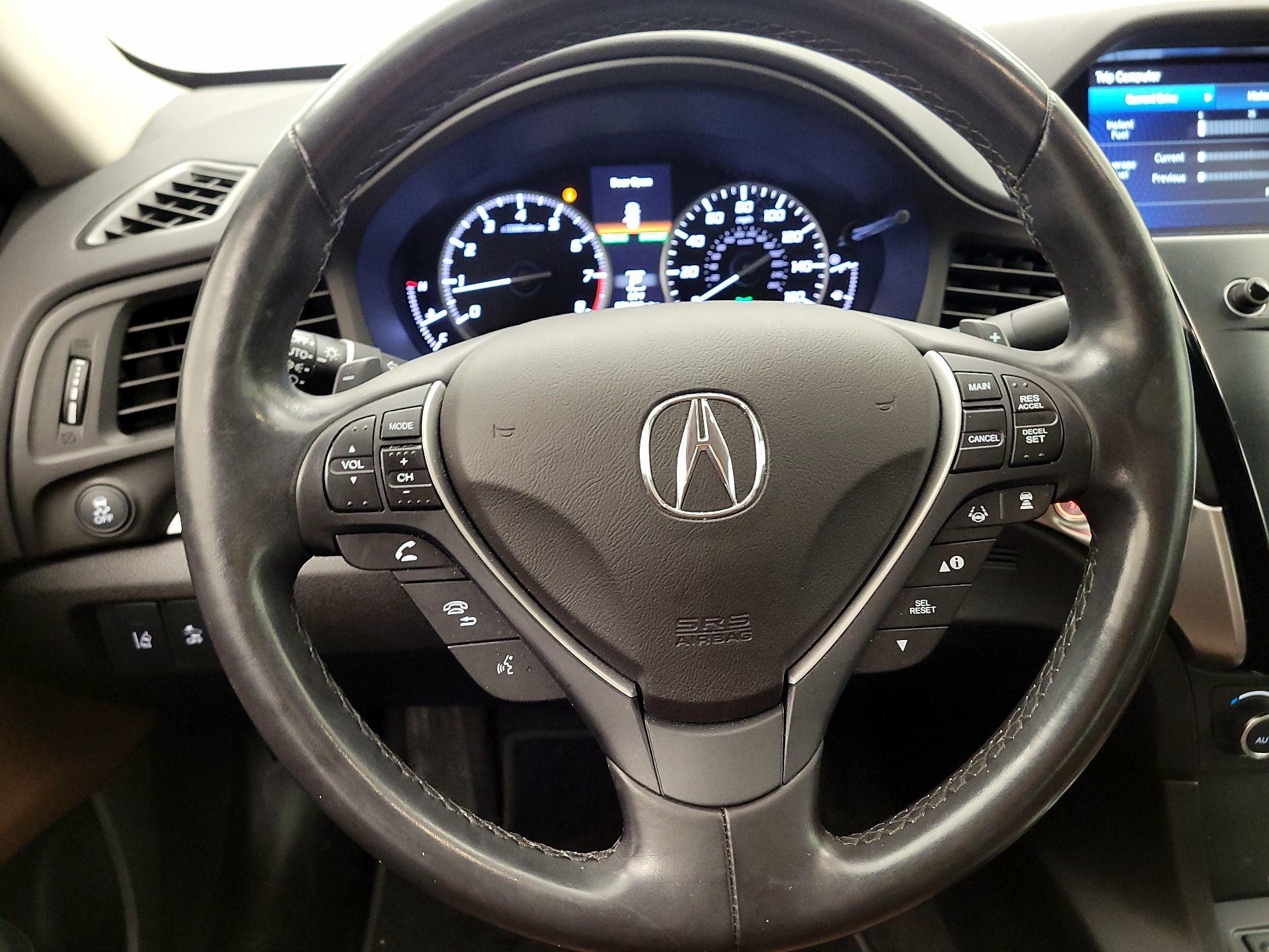 Thumbnail: 2022 Acura ILX - 10