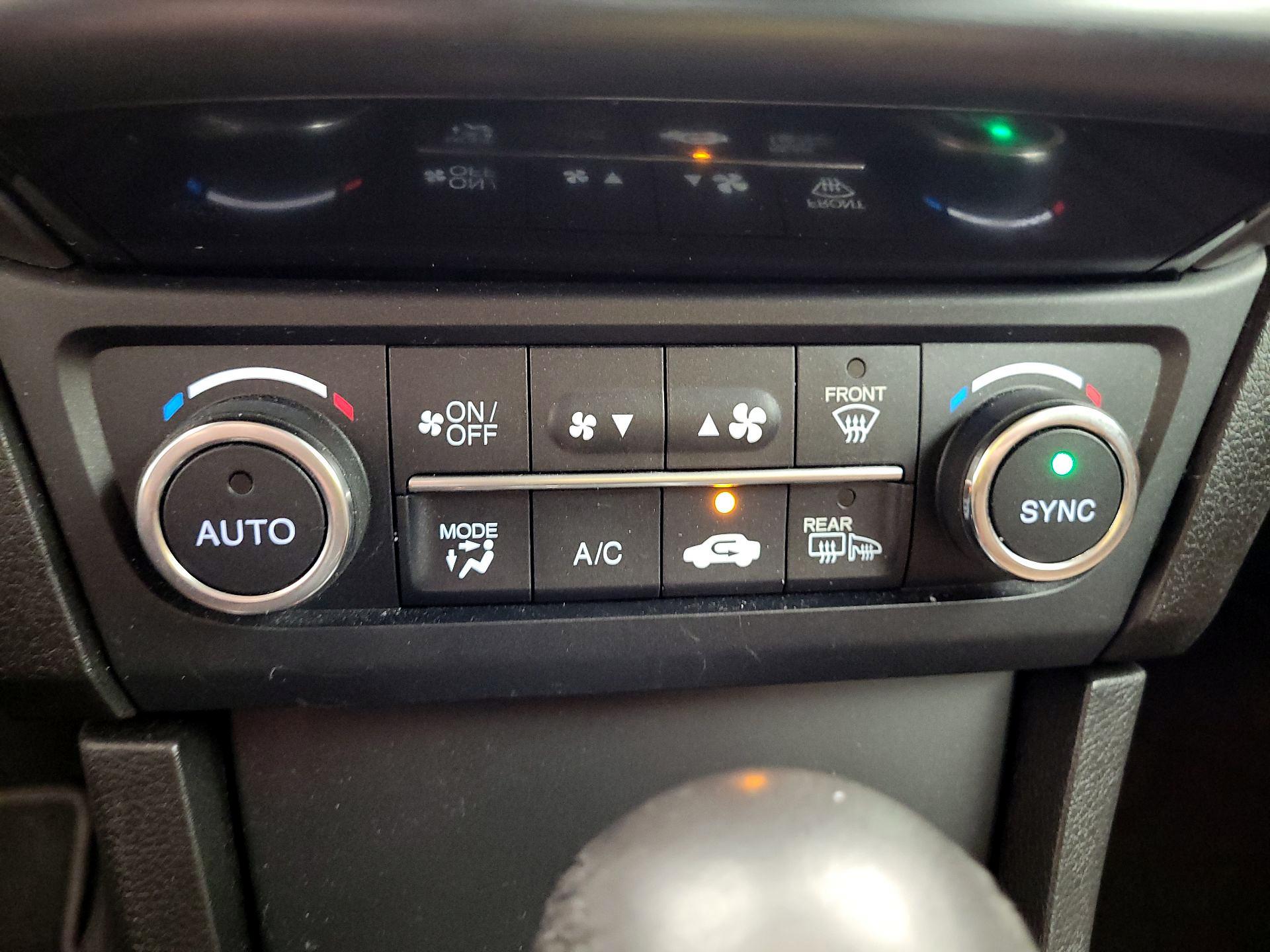 Thumbnail: 2022 Acura ILX - 14