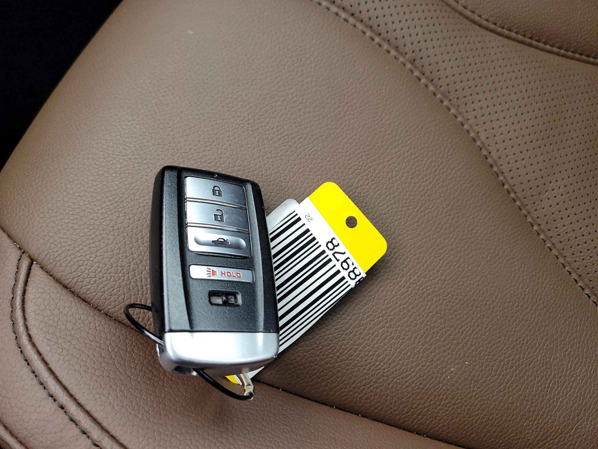 Thumbnail: 2022 Acura ILX - 18