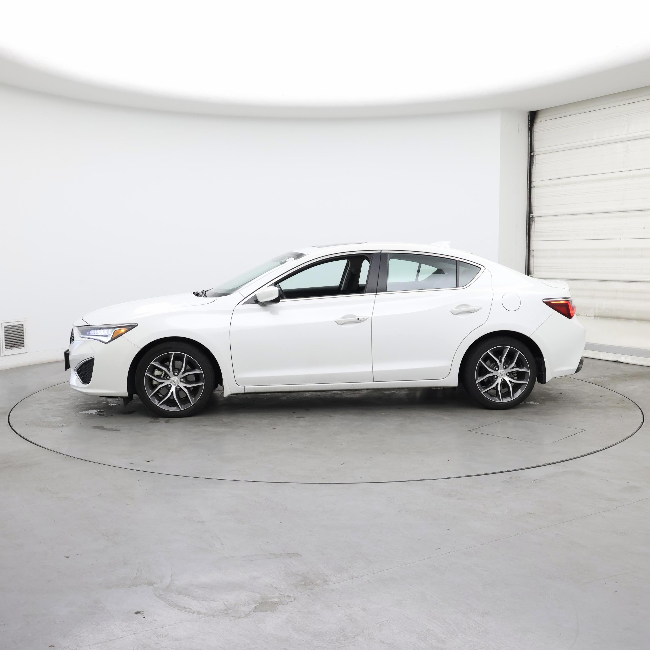 Thumbnail: 2022 Acura ILX - 3