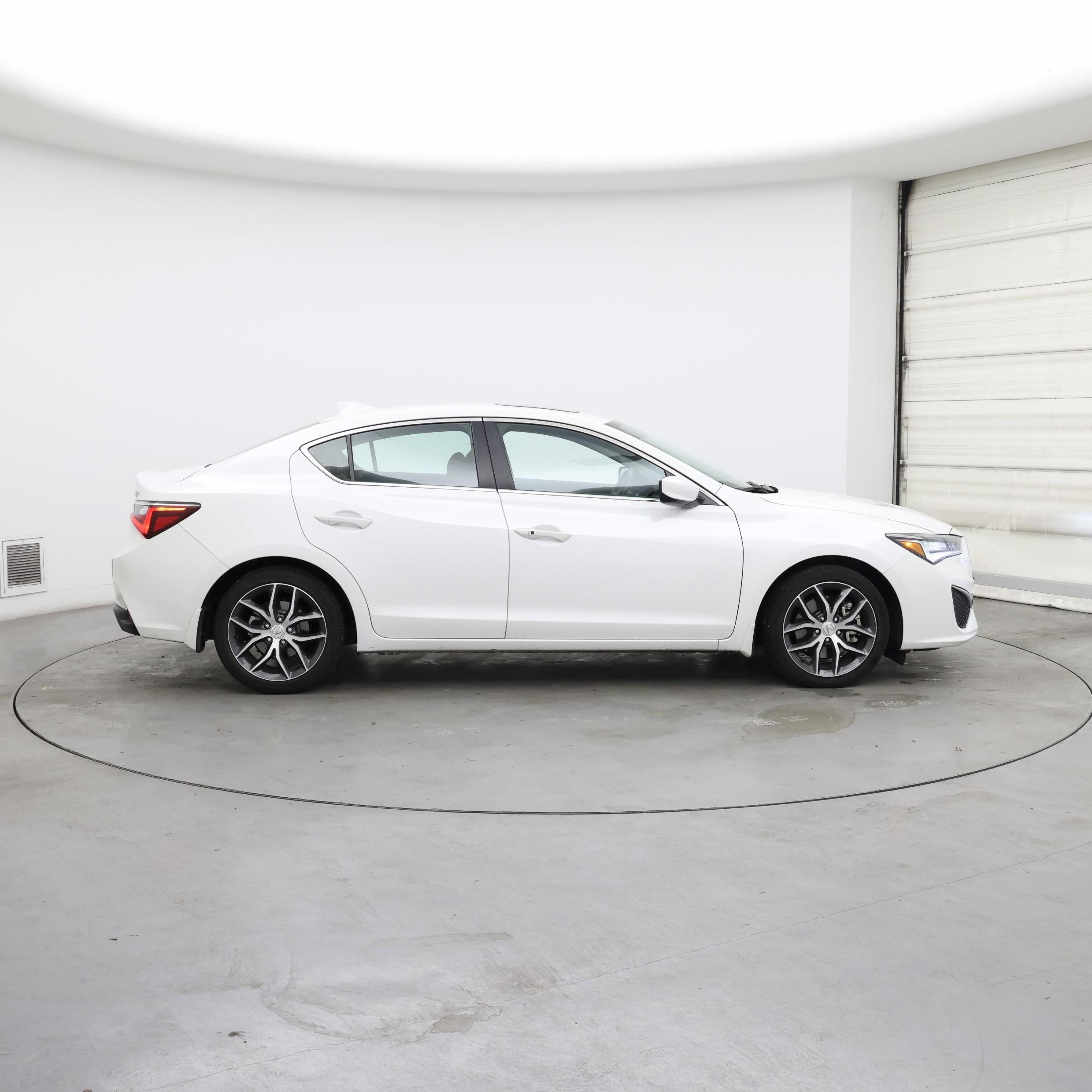 Thumbnail: 2022 Acura ILX - 7