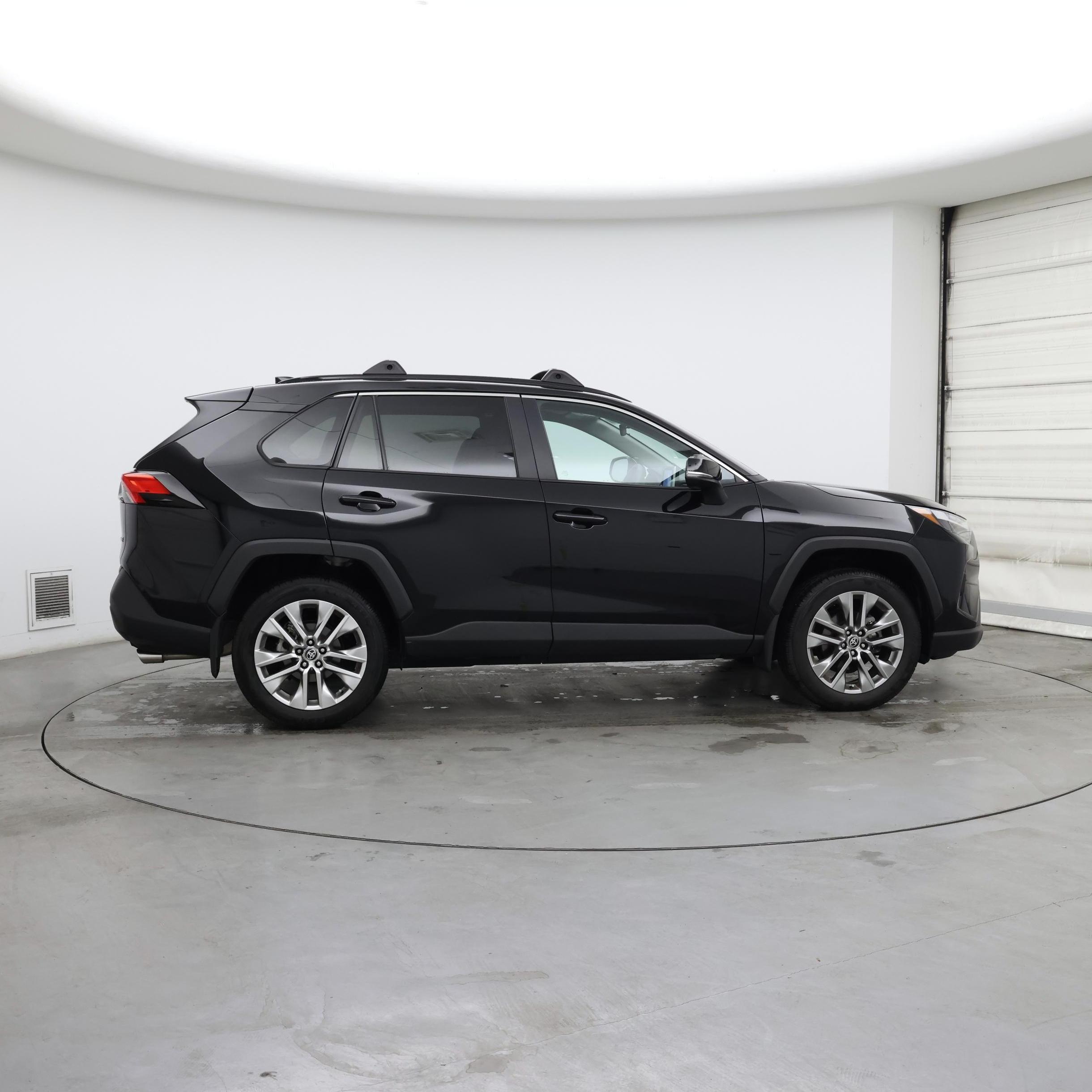 Thumbnail: 2024 Toyota RAV4 - 7