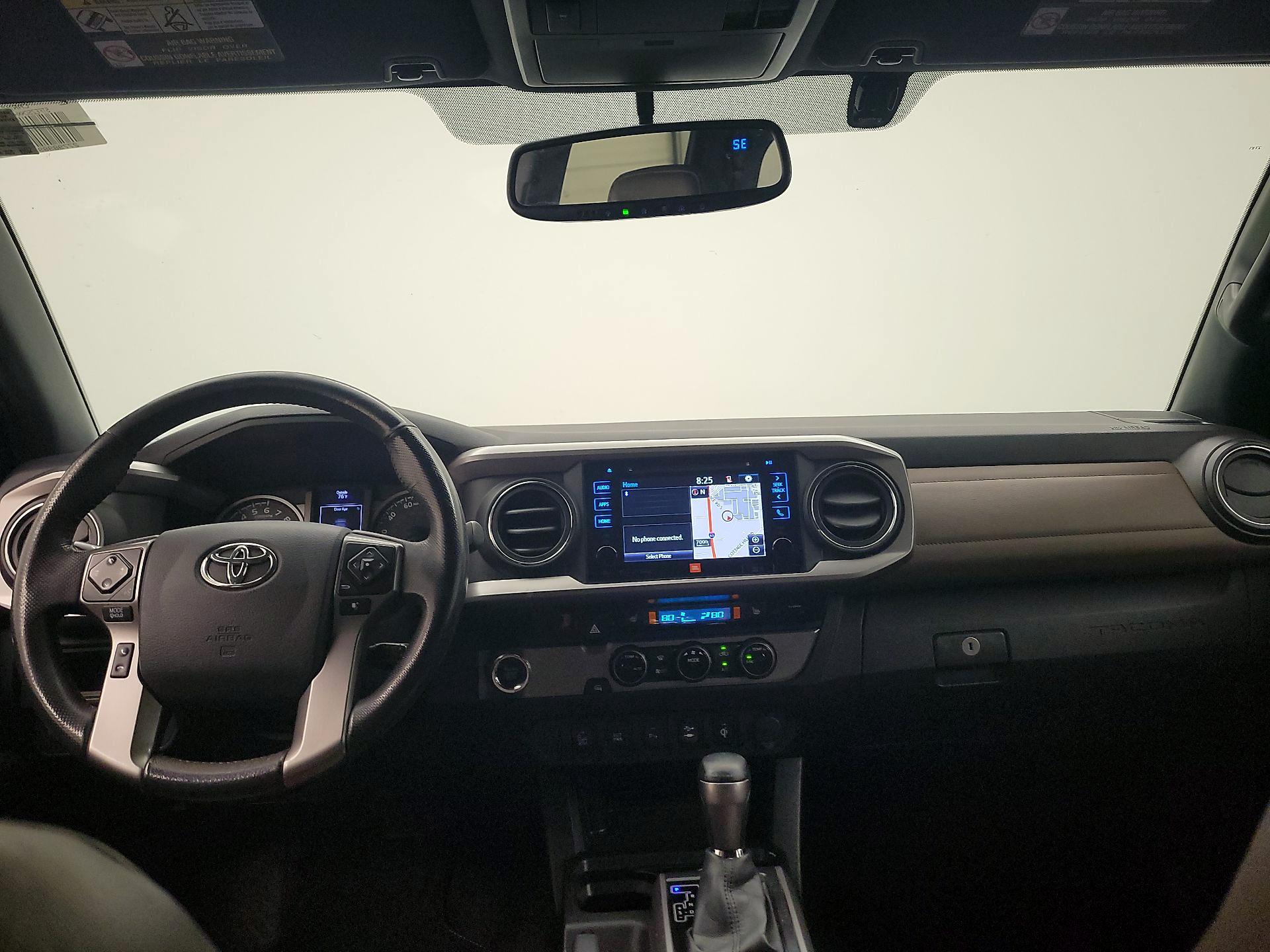 Thumbnail: 2017 Toyota Tacoma - 9