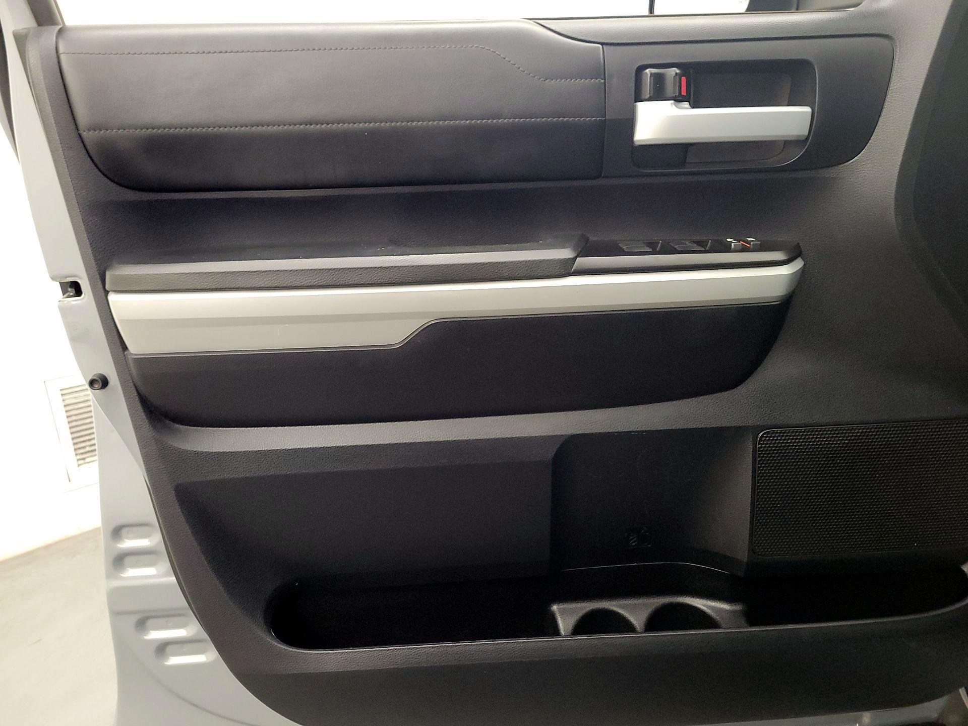 Thumbnail: 2018 Toyota Tundra - 12