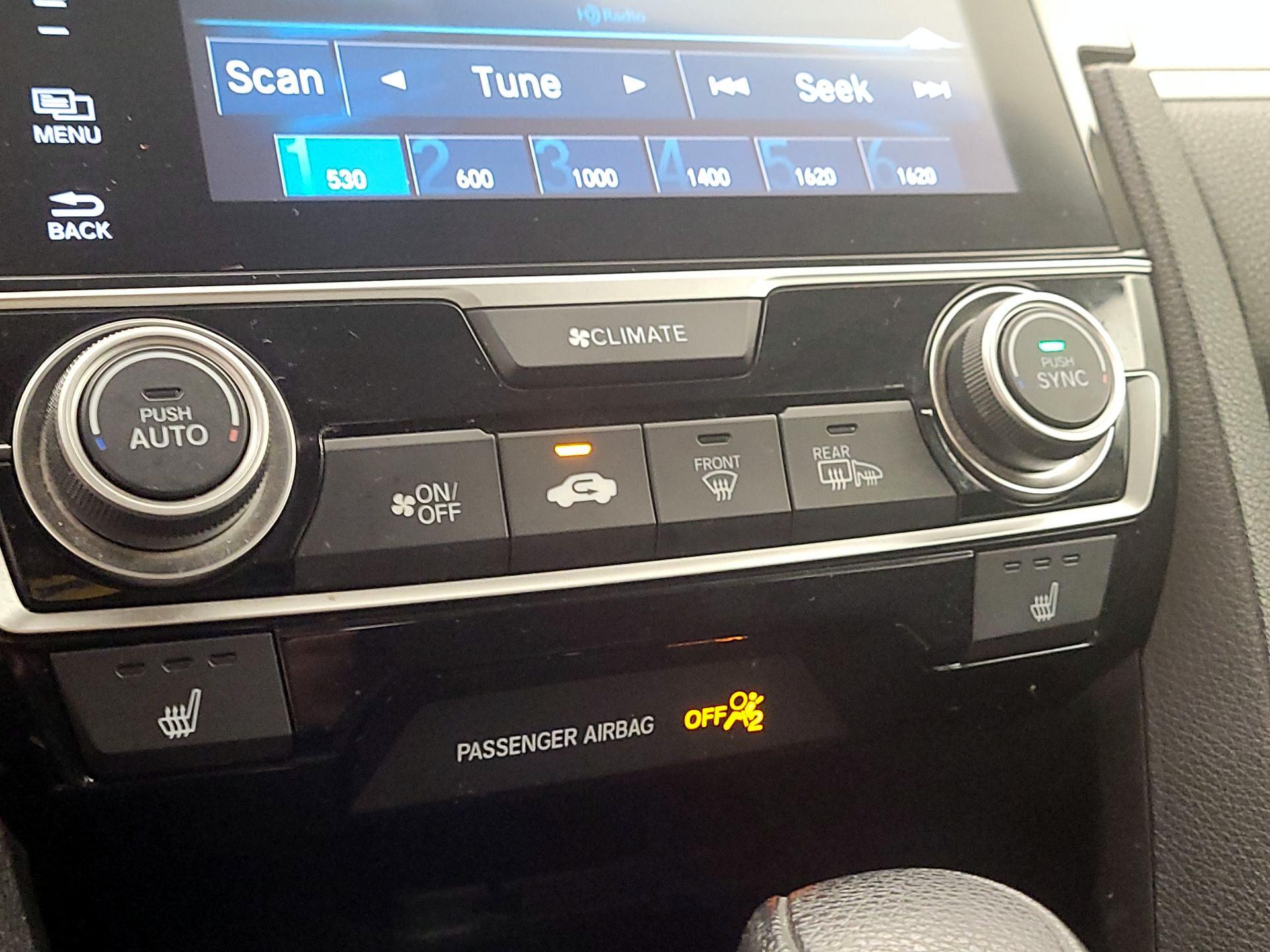 Thumbnail: 2017 Honda Civic - 16