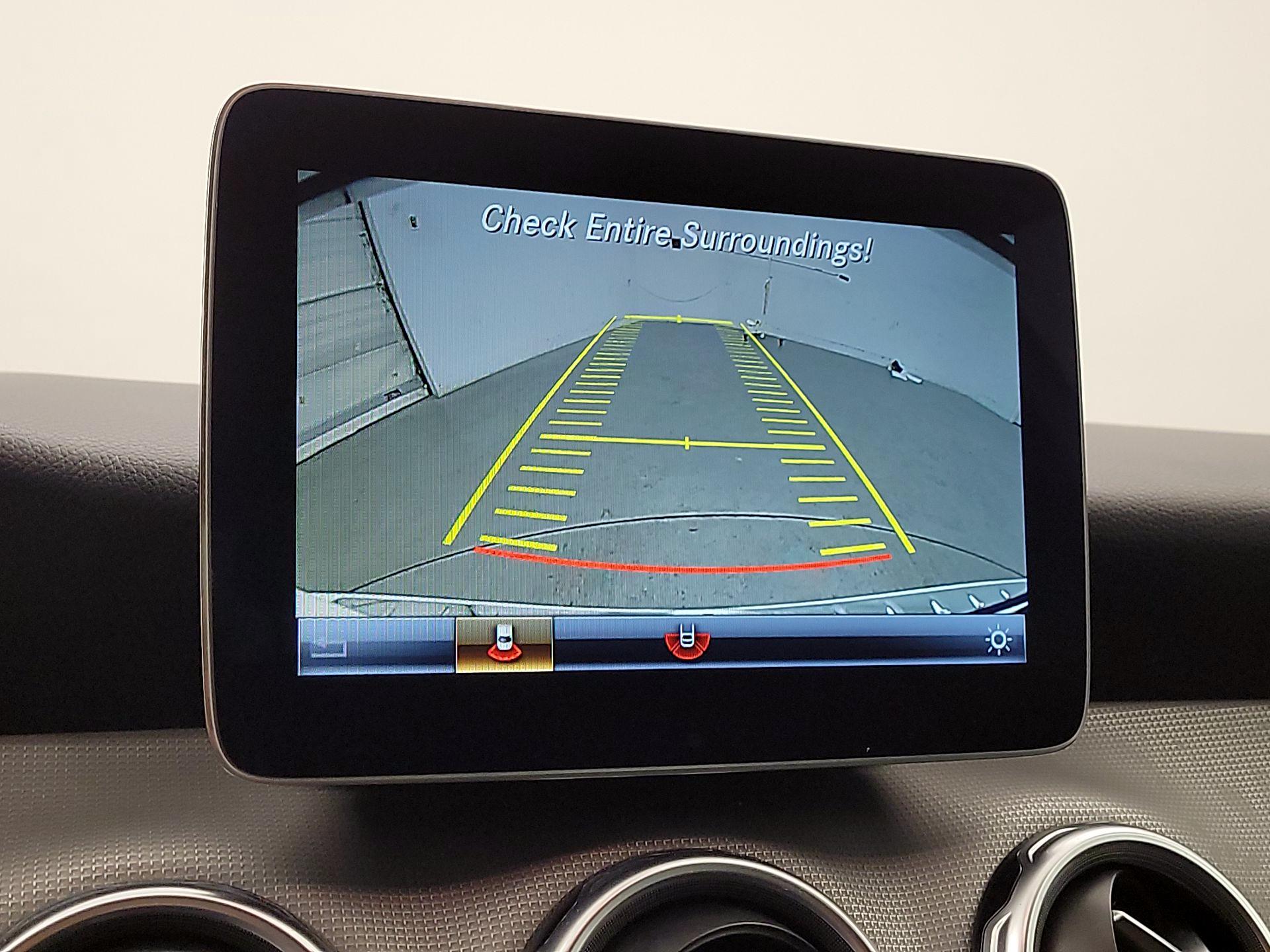 Thumbnail: 2020 Mercedes-Benz GLA - 14