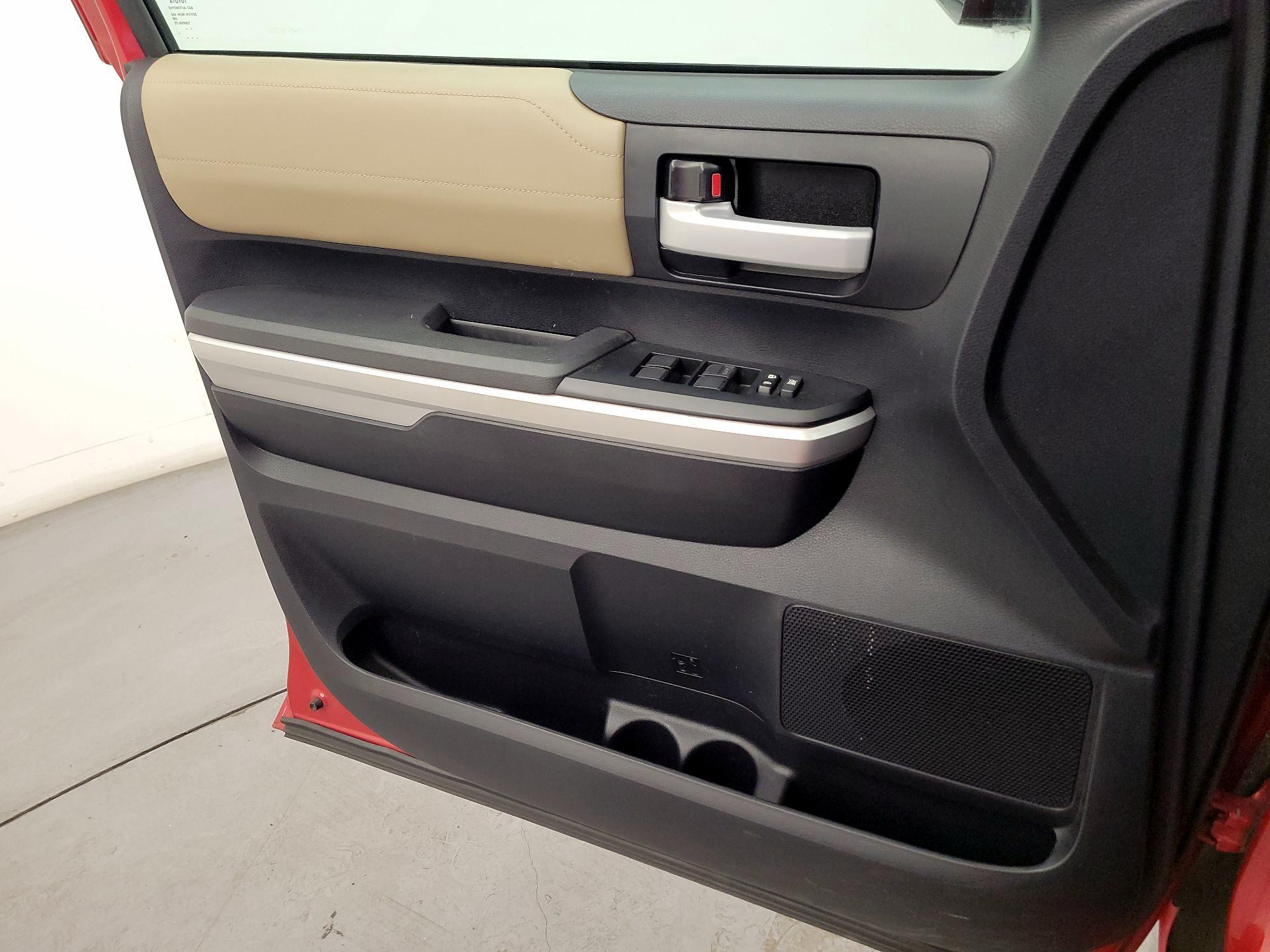 Thumbnail: 2014 Toyota Tundra - 12