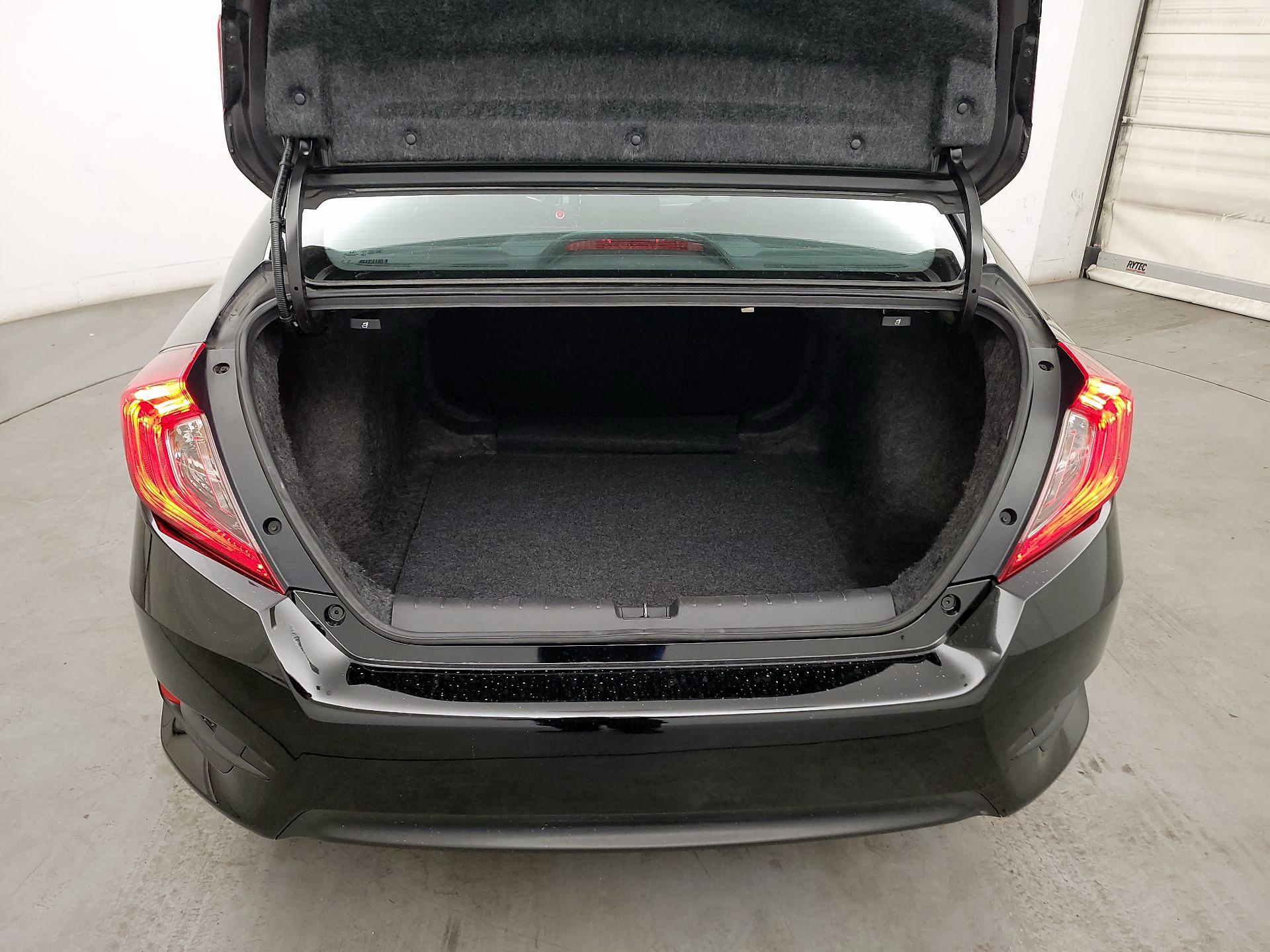 Thumbnail: 2018 Honda Civic - 20