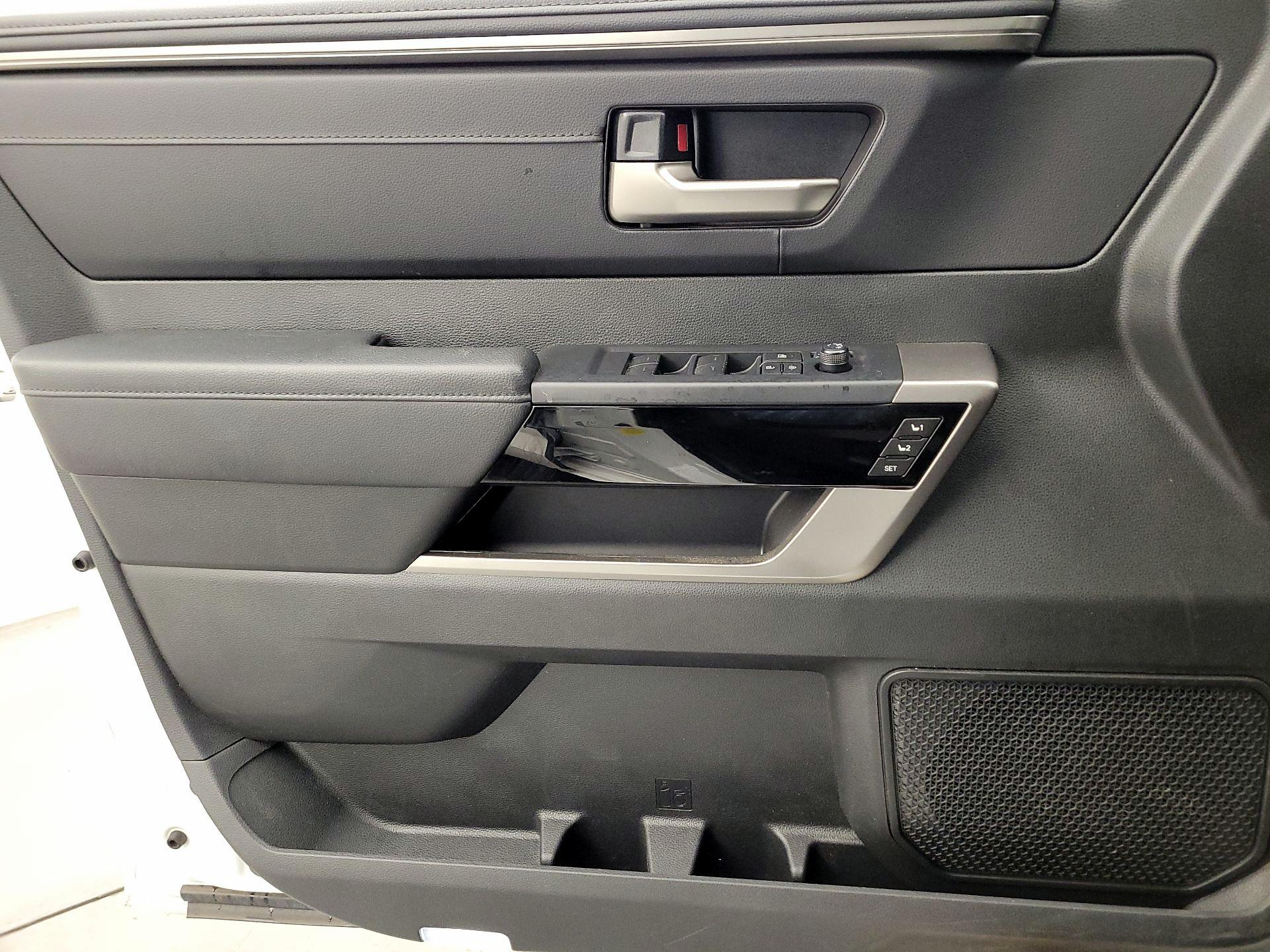 Thumbnail: 2025 Toyota Tundra - 12