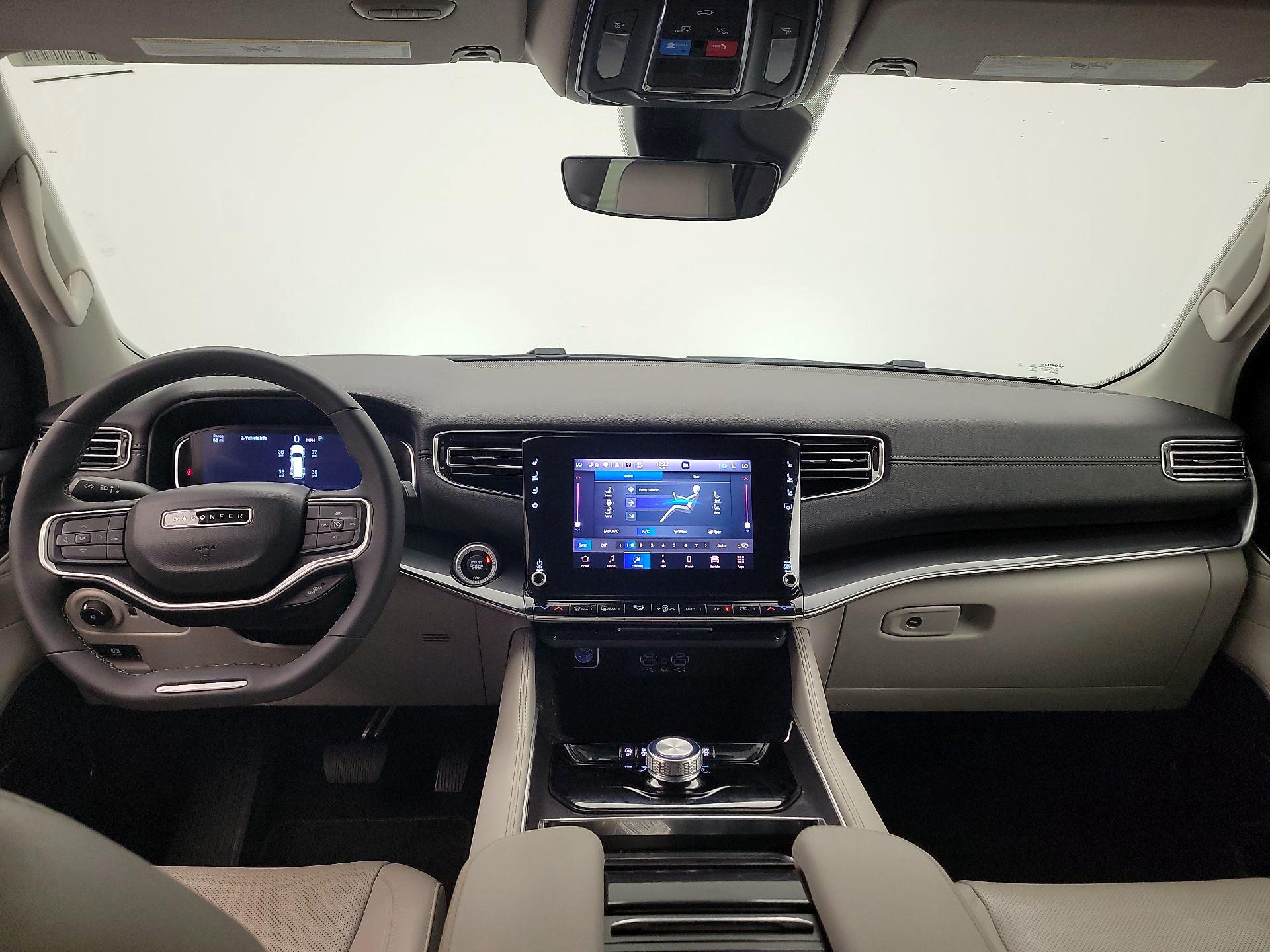 Thumbnail: 2023 Jeep Wagoneer - 9