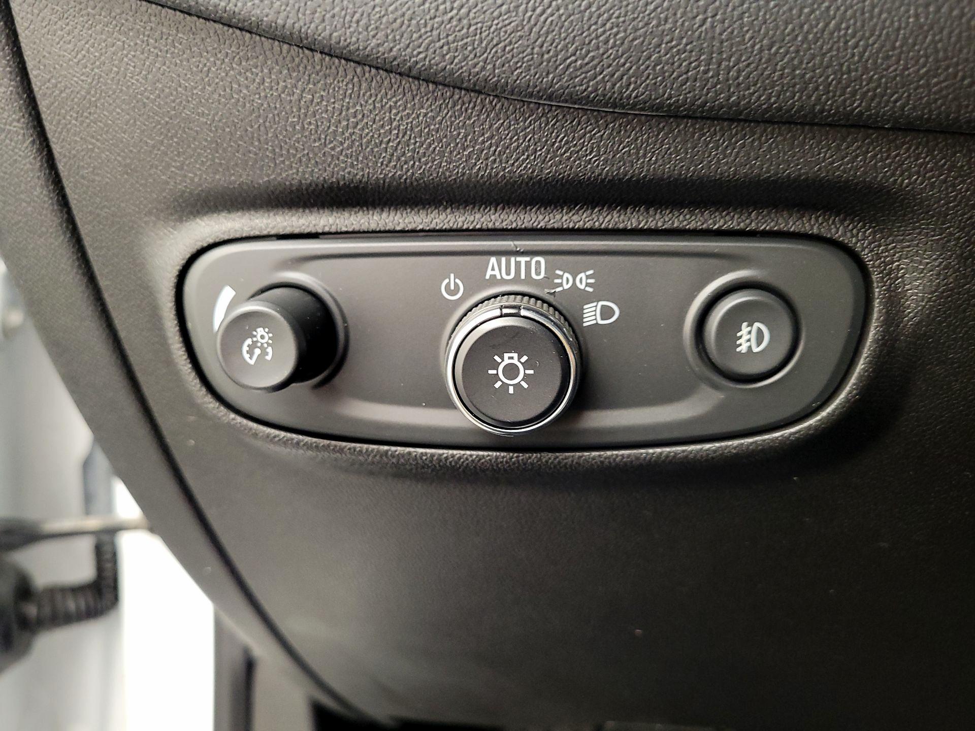 Thumbnail: 2021 Chevrolet Equinox - 13