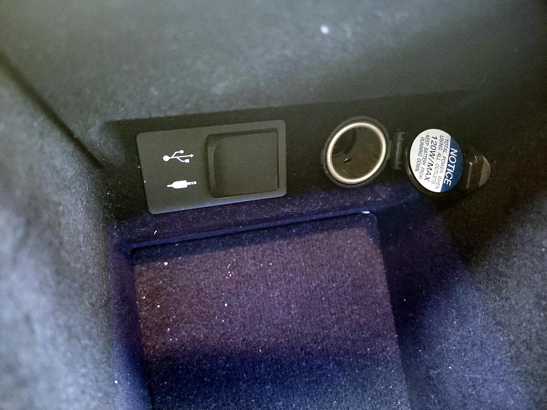 Thumbnail: 2014 Lexus ES - 18