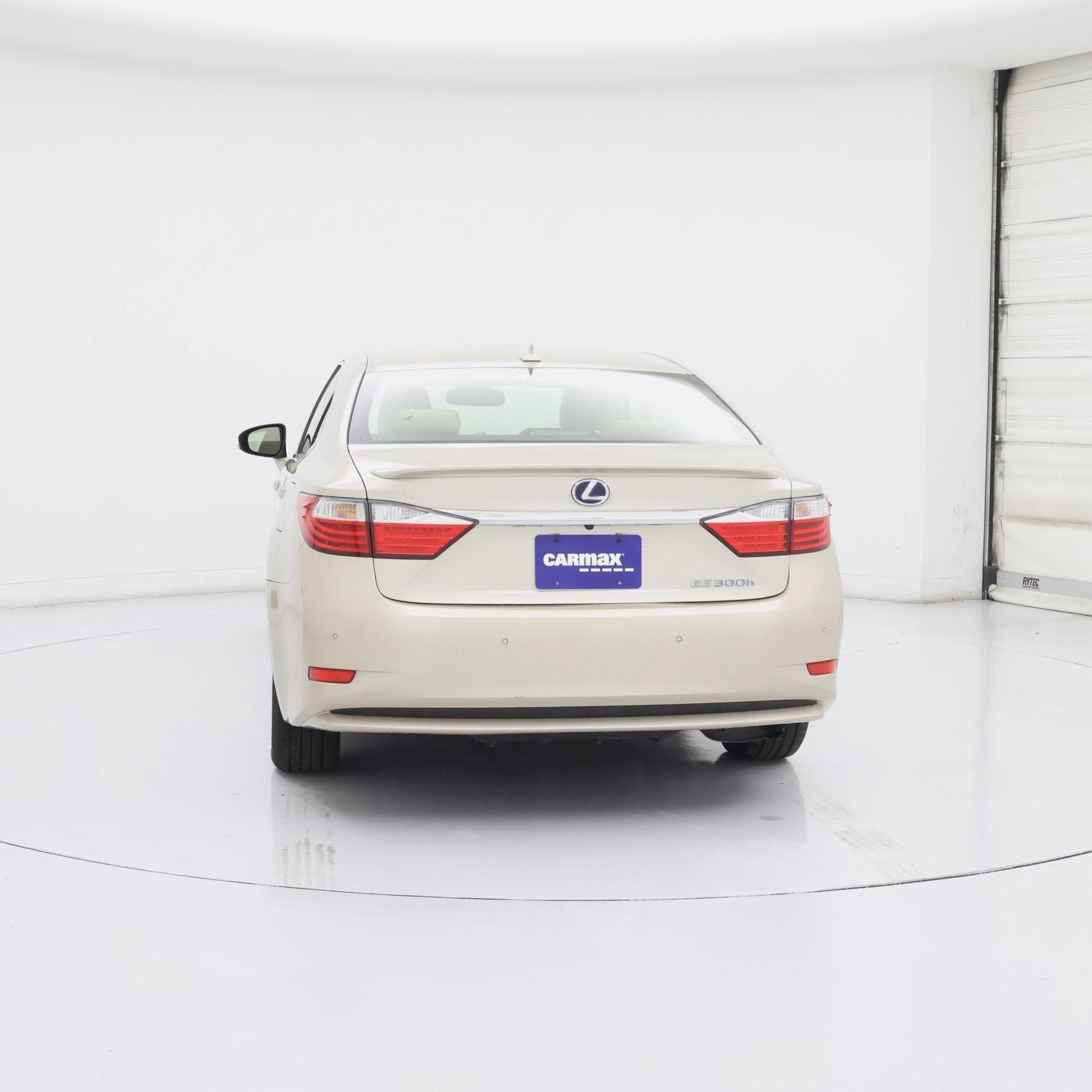 Thumbnail: 2014 Lexus ES - 6