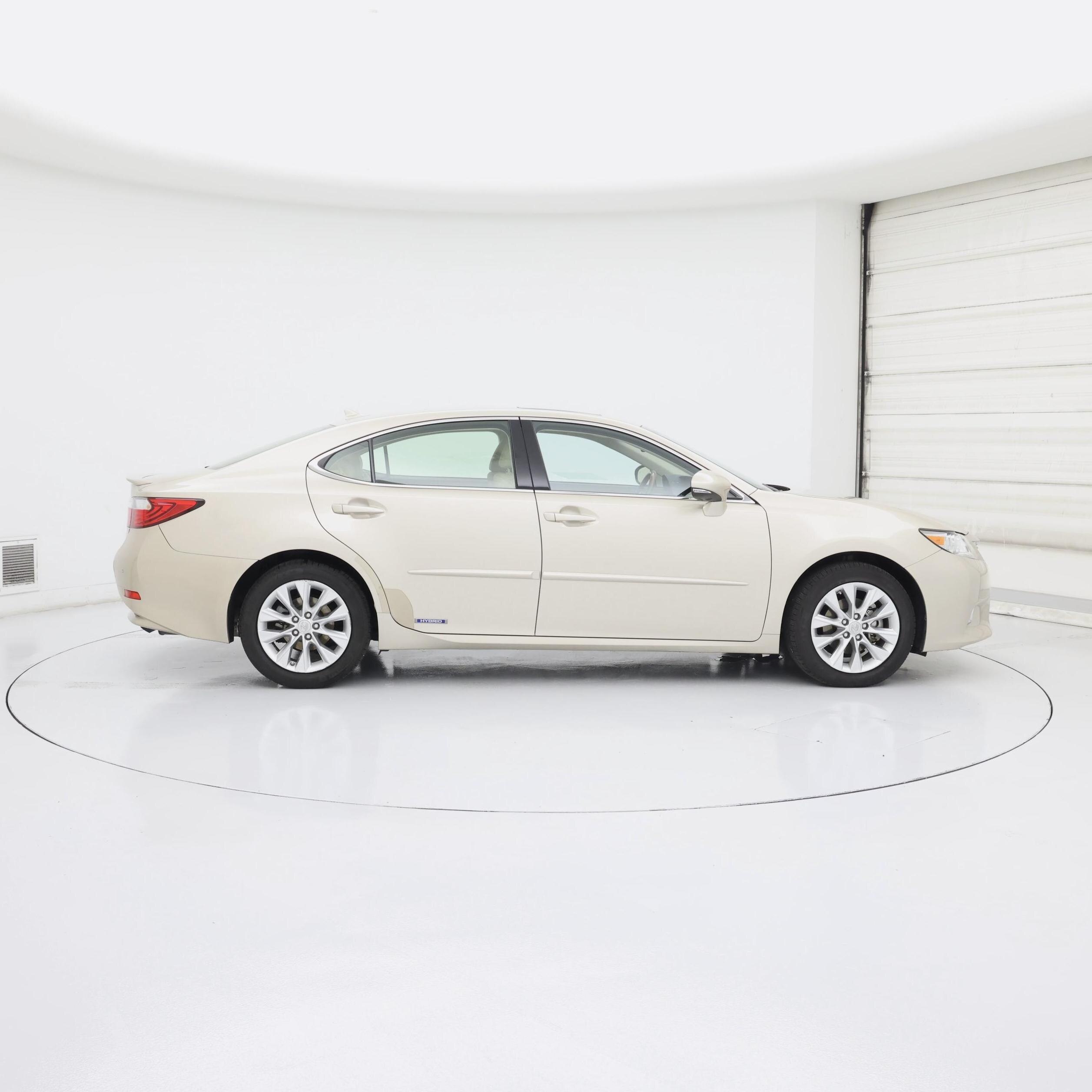 Thumbnail: 2014 Lexus ES - 7