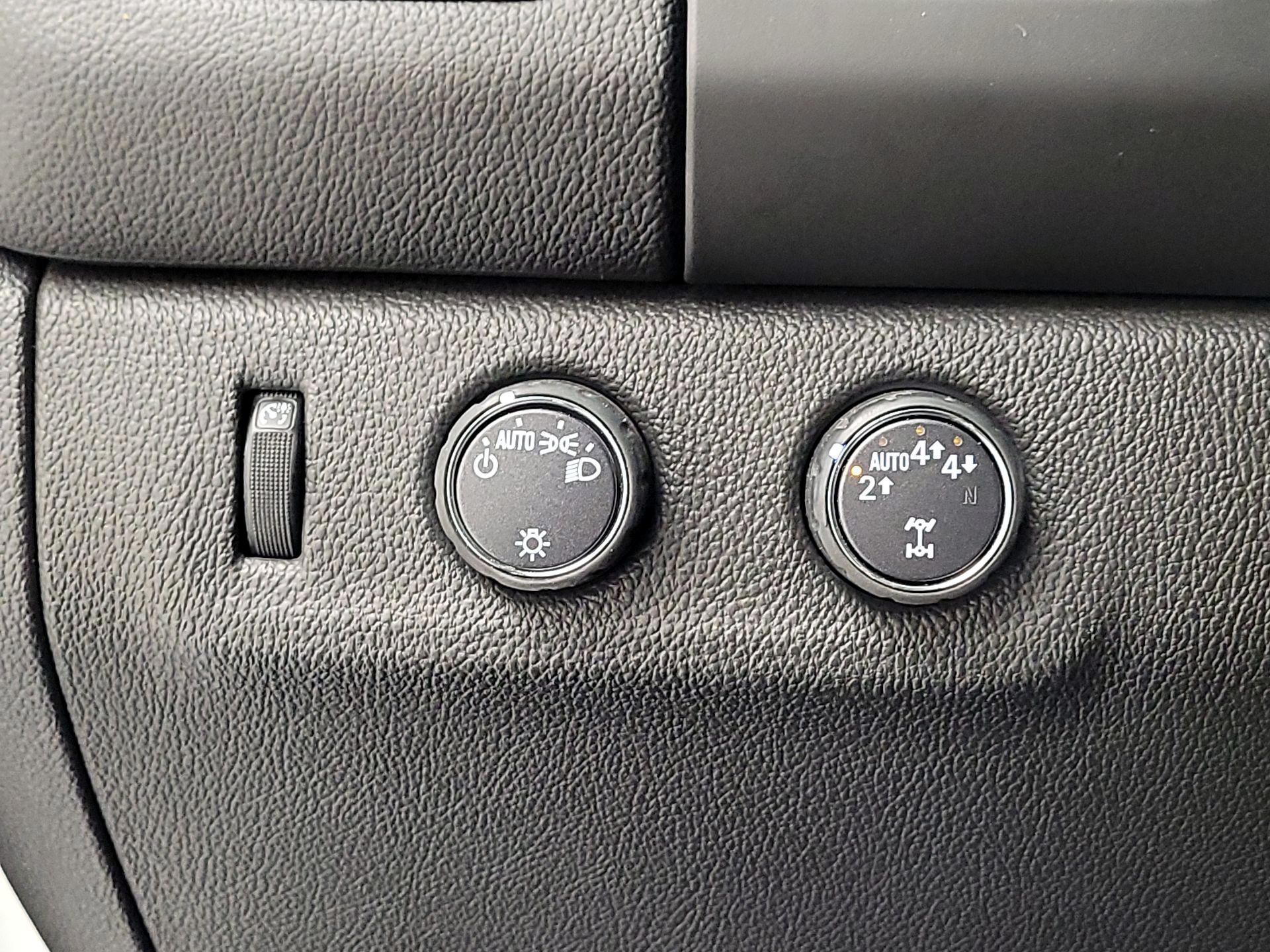 Thumbnail: 2018 Chevrolet Colorado - 13